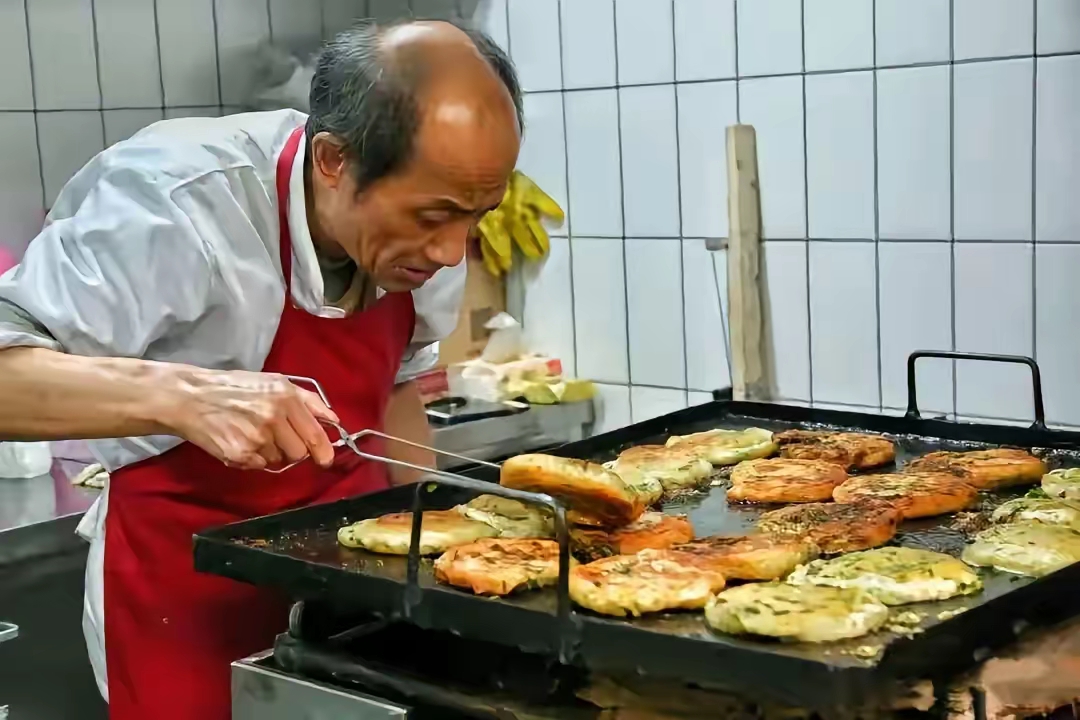 吴根存阿大葱油饼图片