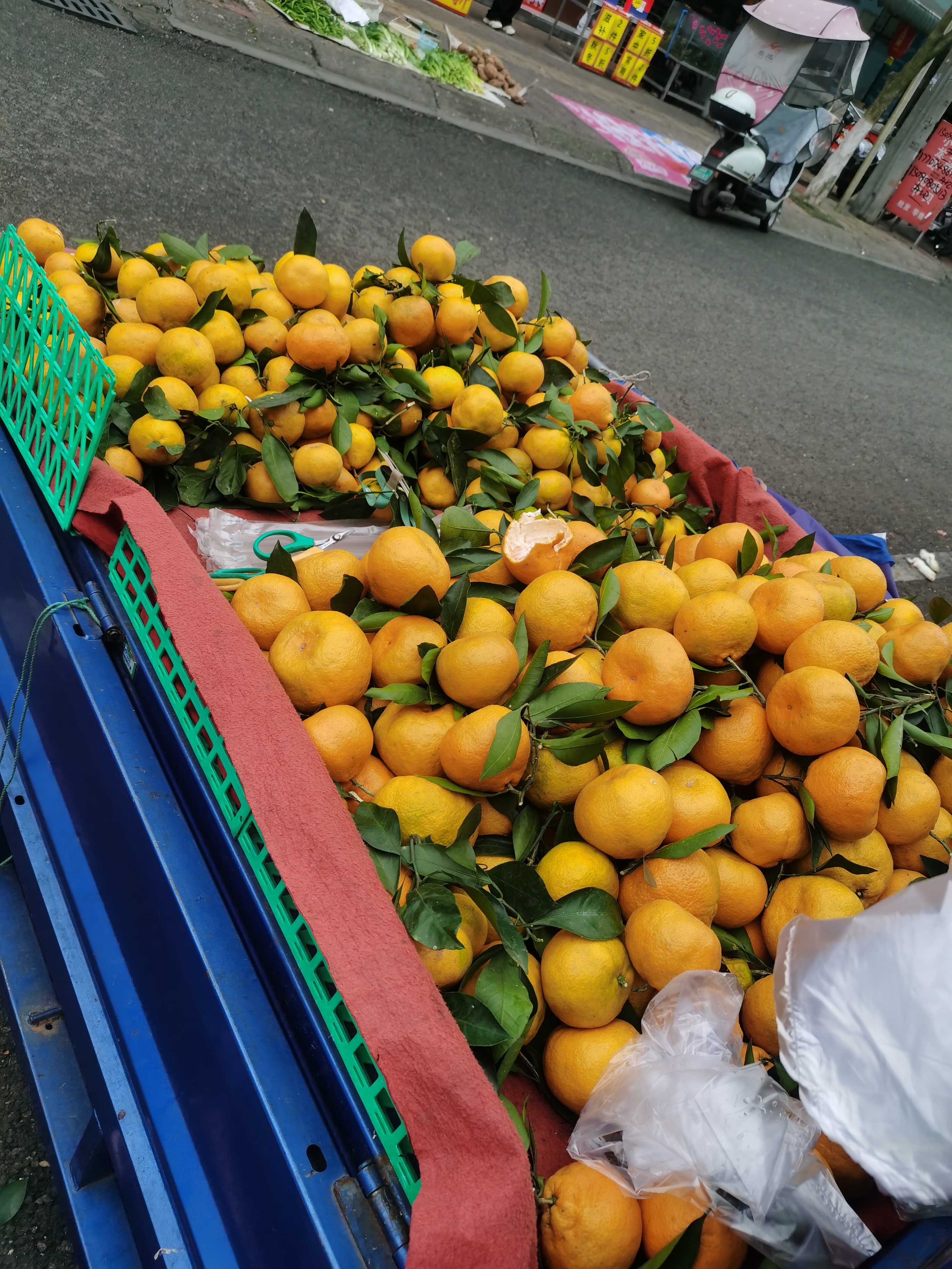 无背景,无资金):摆地摊卖水果