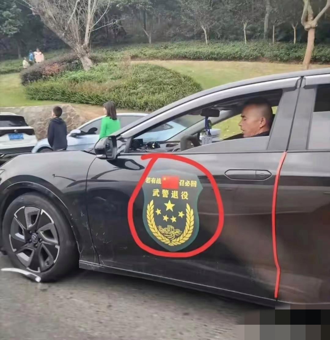 现在大街上有那么一种车是越来越多啦都快成一种风气了