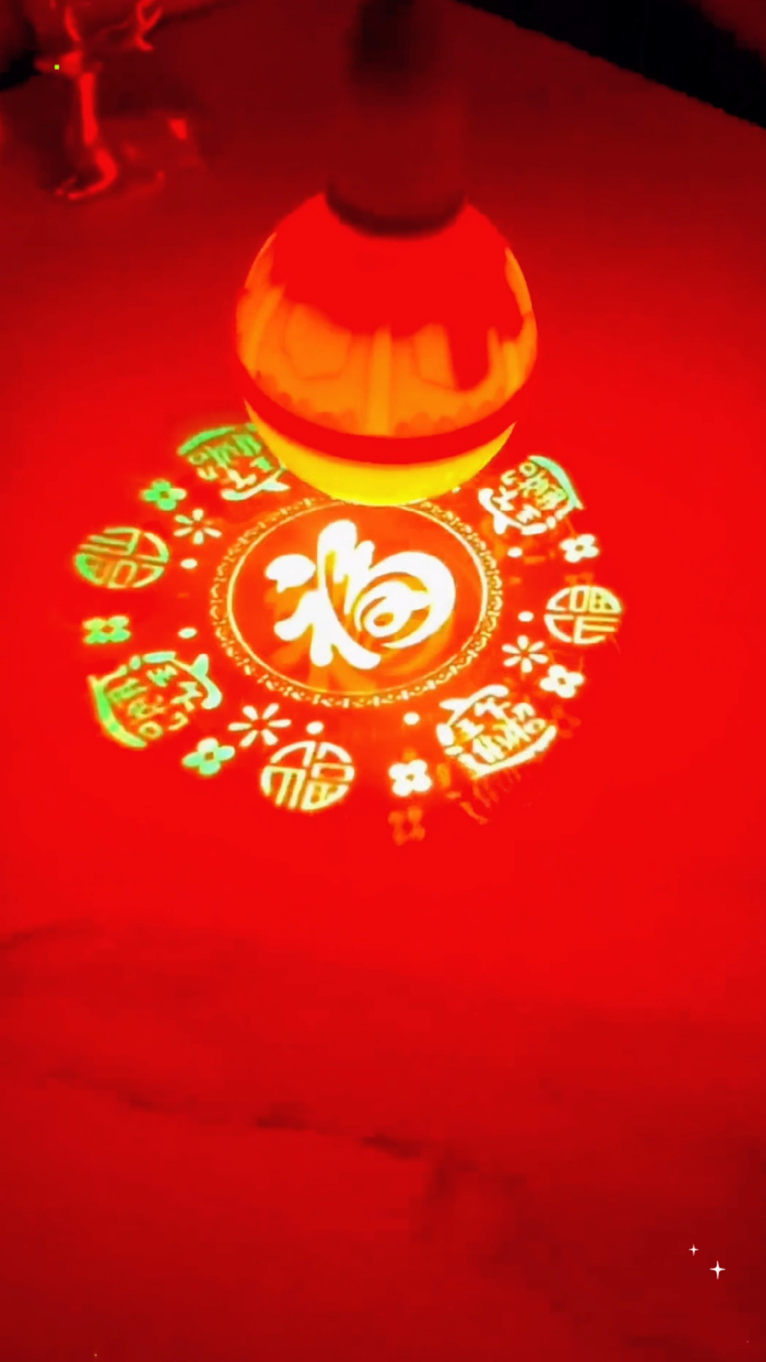 马上过年了,给家里安排两个这样的#七彩福字灯 喜庆氛围感满满!