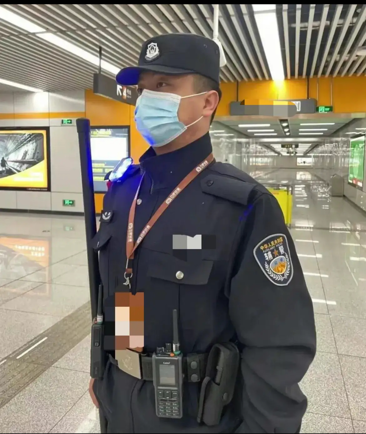 我干了4年的辅警,想了很久,上这个月终于辞职了,在辞职时,领导问我