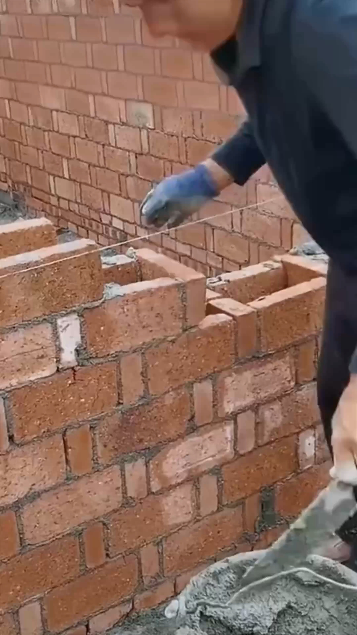 抖音劈砖揭秘=抖音上的劈砖牛人