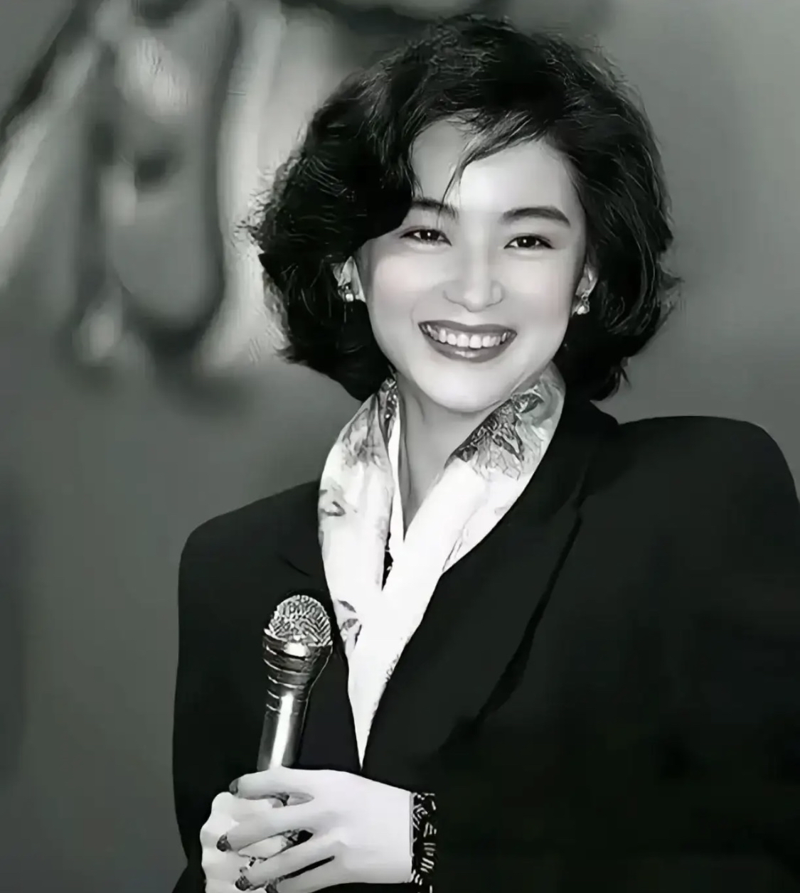 很多人都说她长得一般,那是因为自己太年轻,没有见过林青霞最美的样子