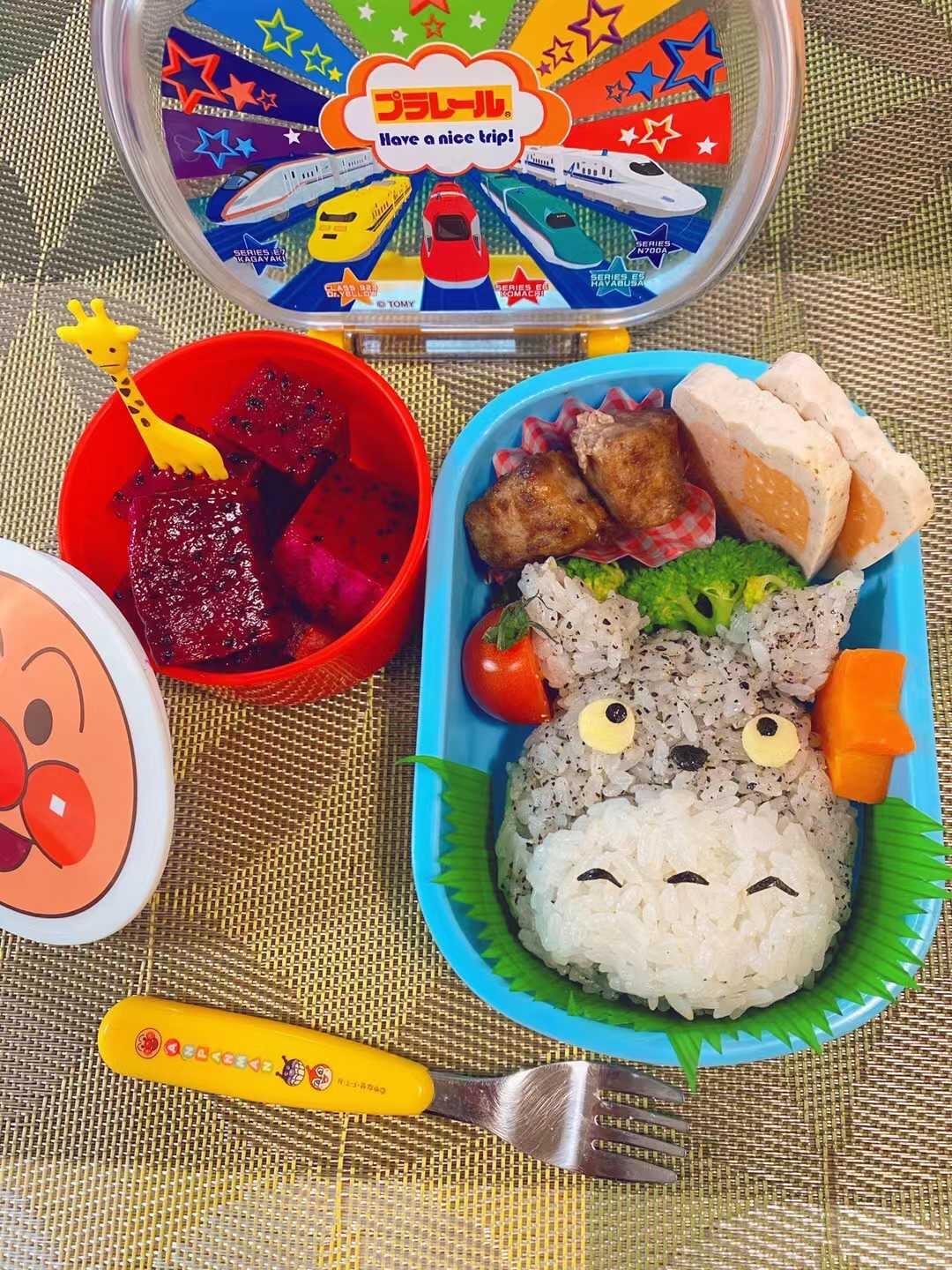 日本小学生水族馆便当是这样的