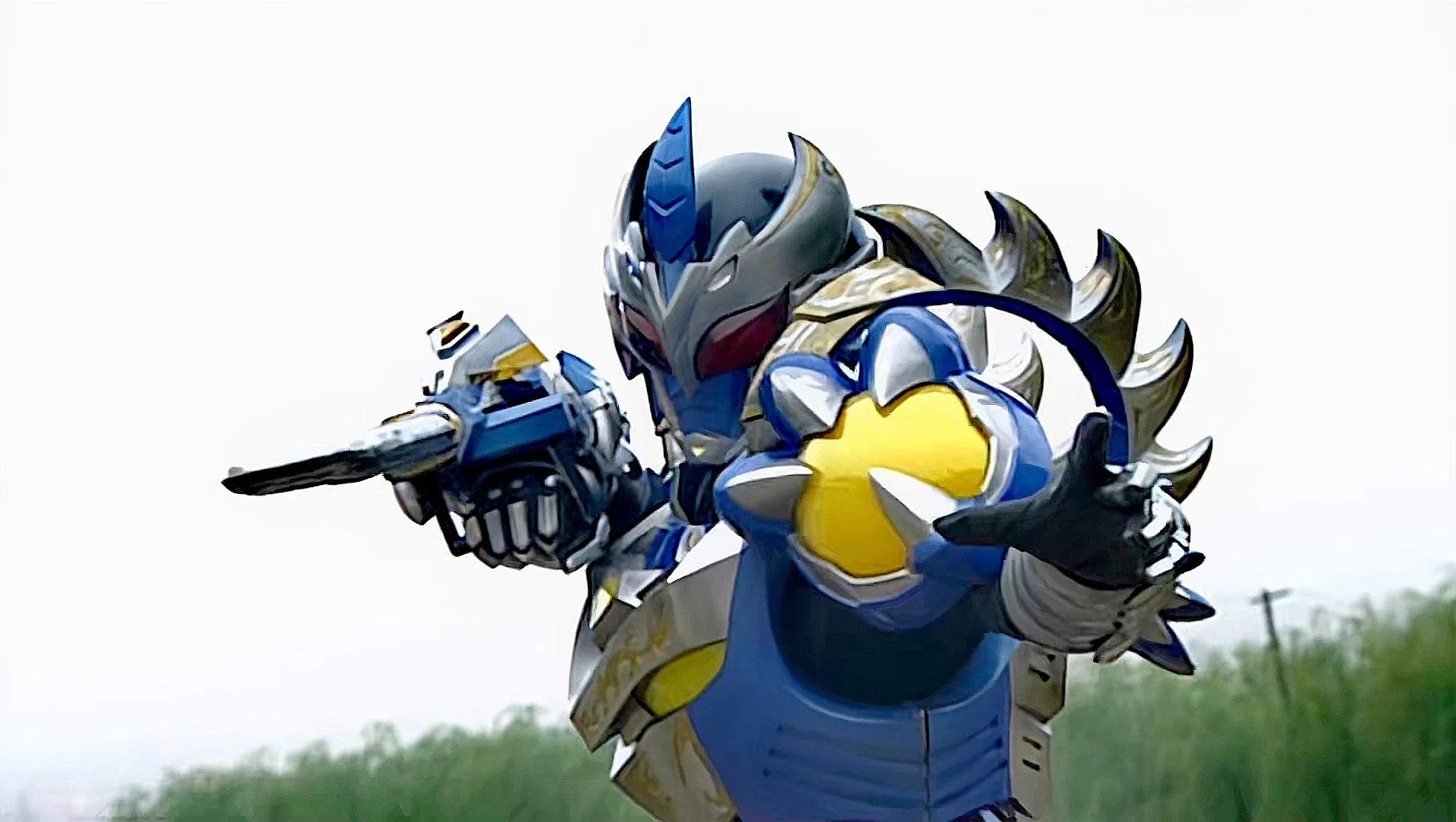 网友甲:速度型铠甲只有风鹰铠甲最快,风鹰铠甲之所以这么弱,主要是