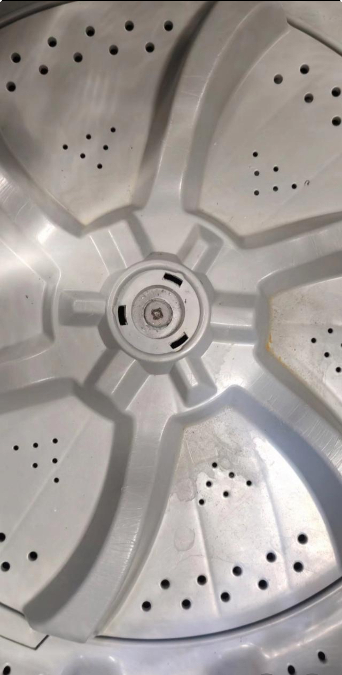 家里有洗衣机螺丝是花了吗?