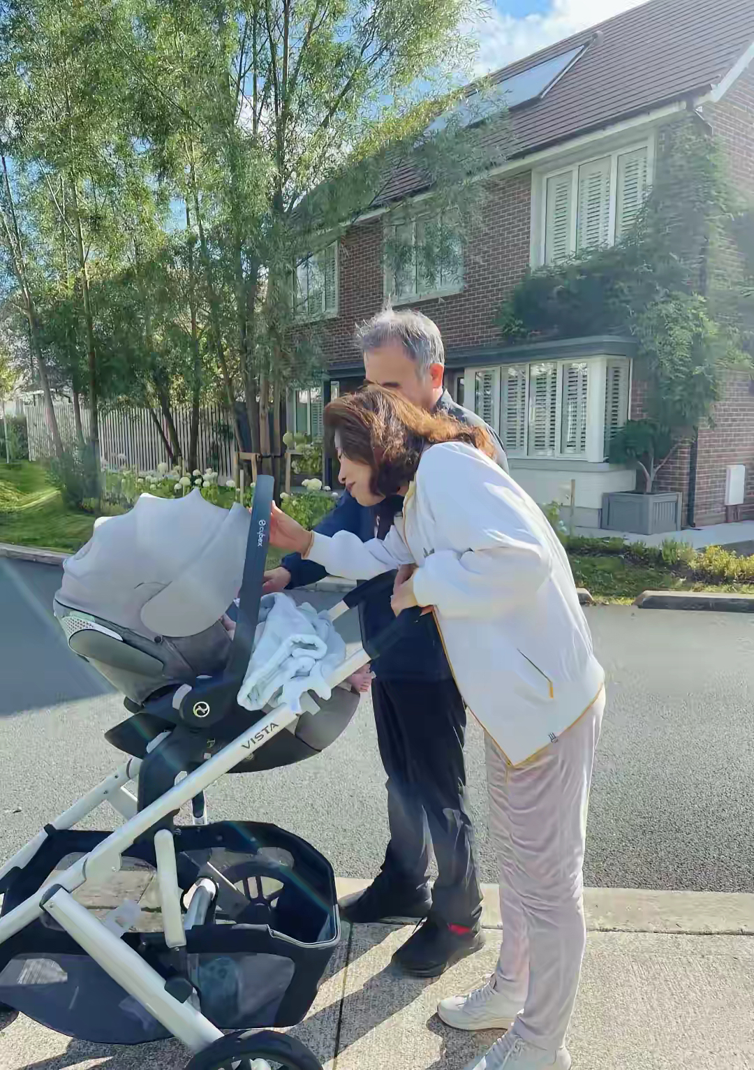 真的不想带娃因为在女儿家生活太难了