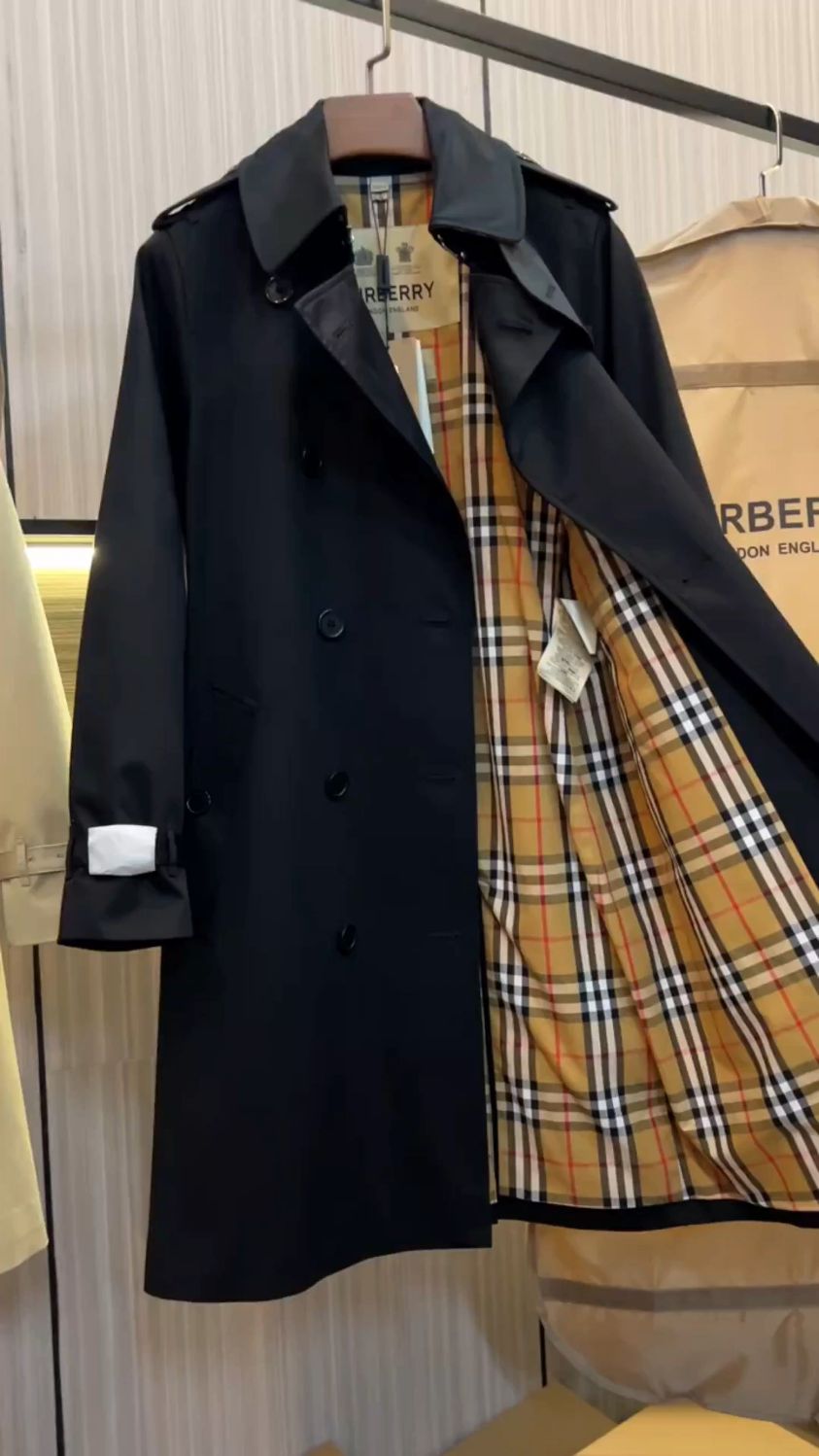 巴宝莉肯辛顿风衣,上身版型超赞