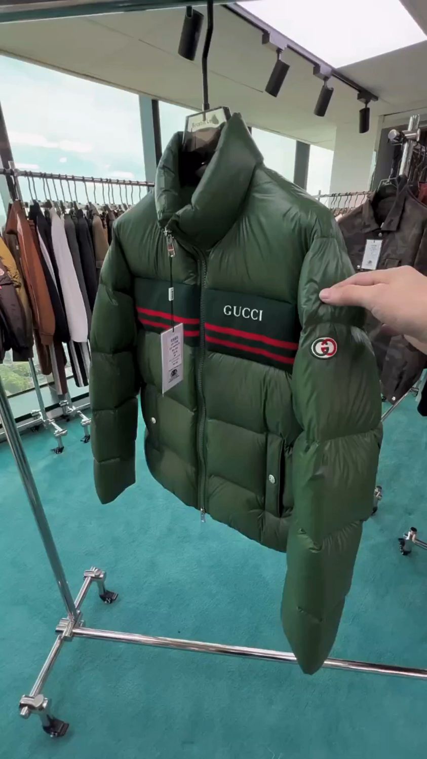 Gucci羽绒服图片