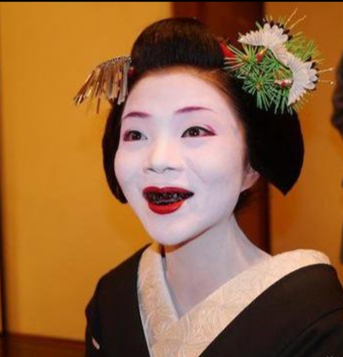 突然有个学生问咱这位留日的小哥,在中国最出名的日本人是谁