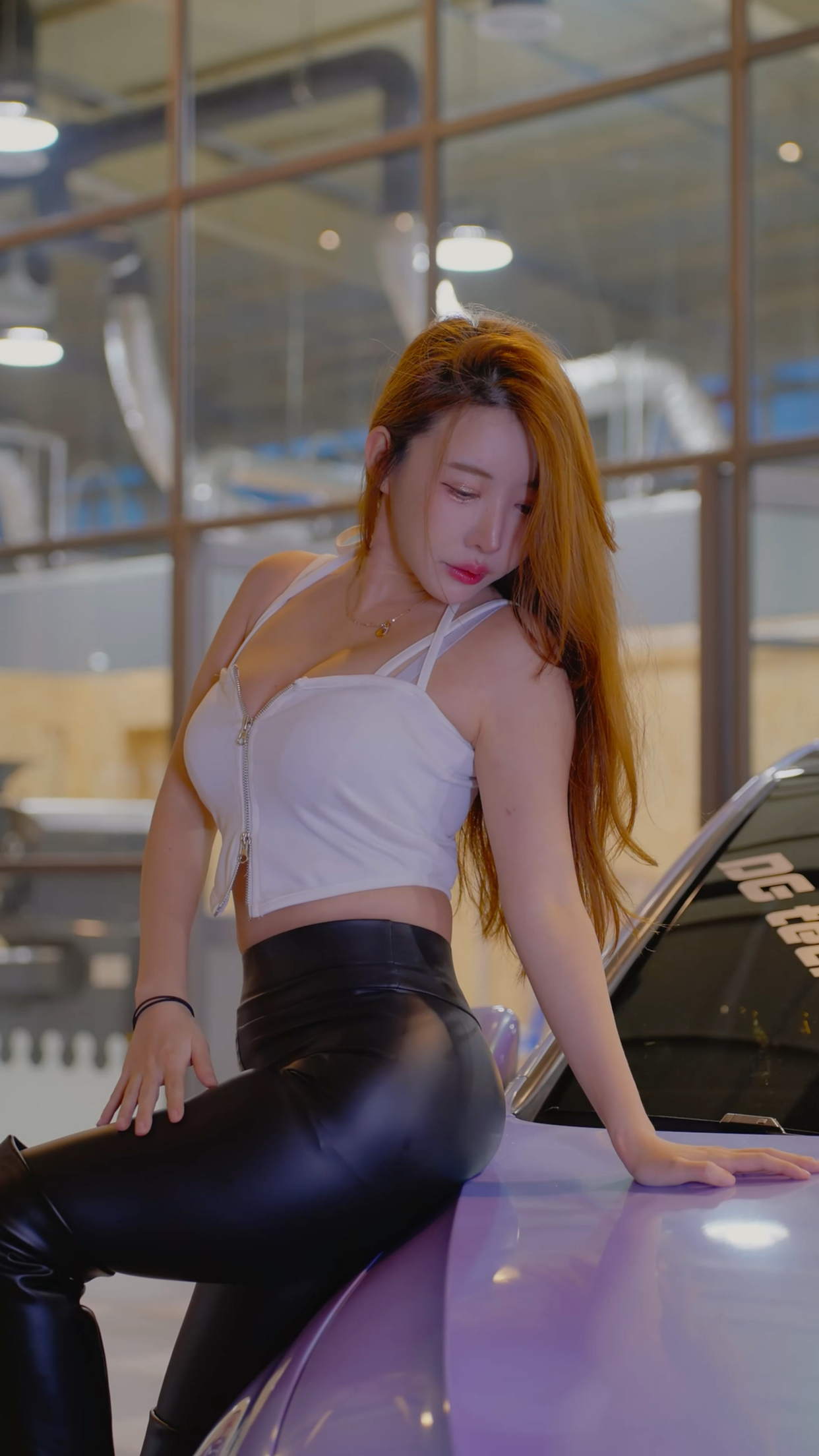 能看一天的韩国车模小姐姐