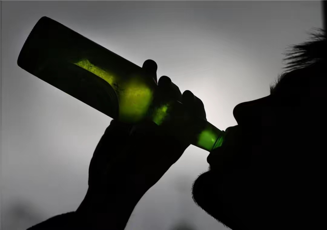 为什么一人不喝酒?