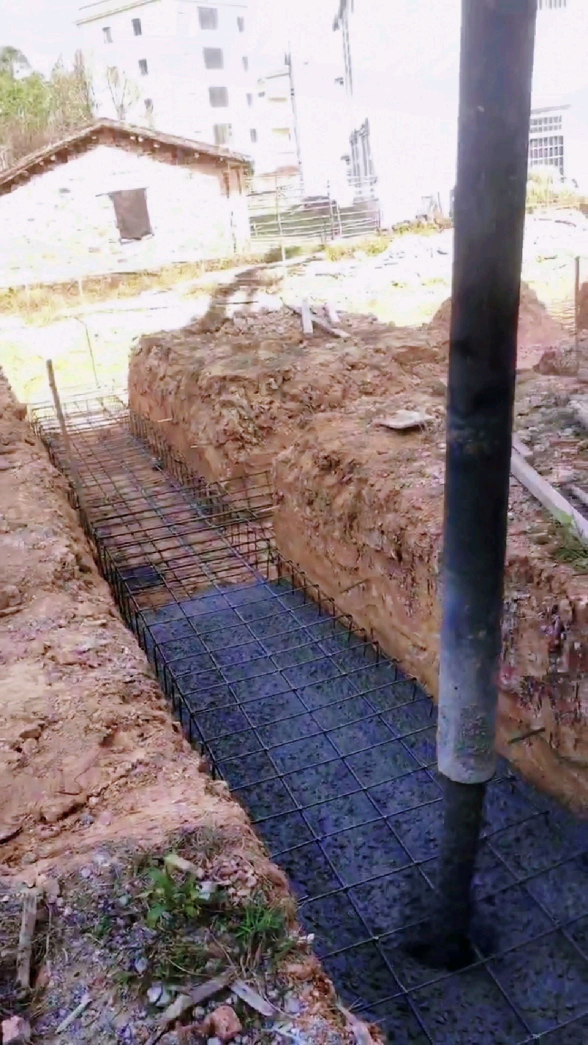 条形基础浇筑施工过程.