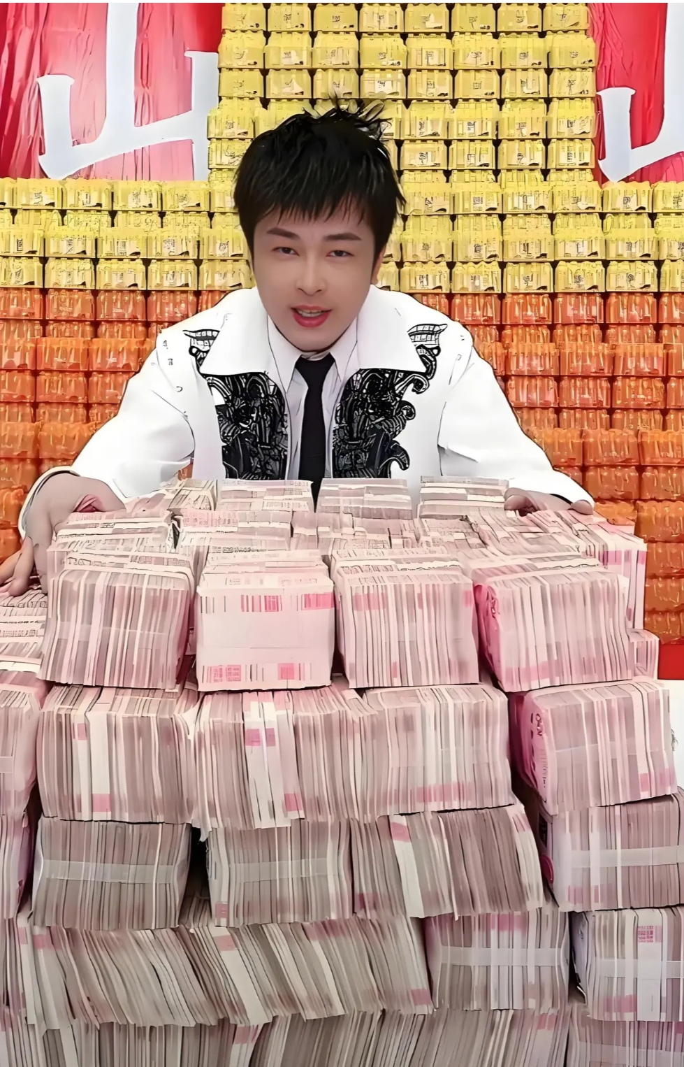 辛巴:我不炫富,7年我卖了2000亿,赚了几十亿,多吗?