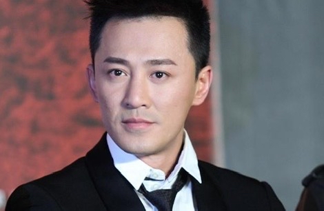 拍一部戏换一个女友,不雅照轰动香港,最后却娶了个"黑料网红" 林峰是