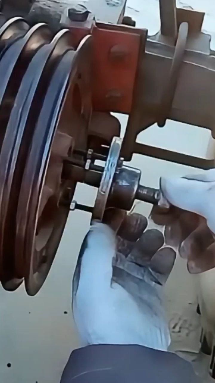 高手自制拆卸离合器拉码