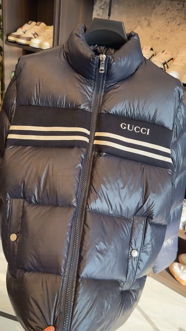 Gucci羽绒服图片