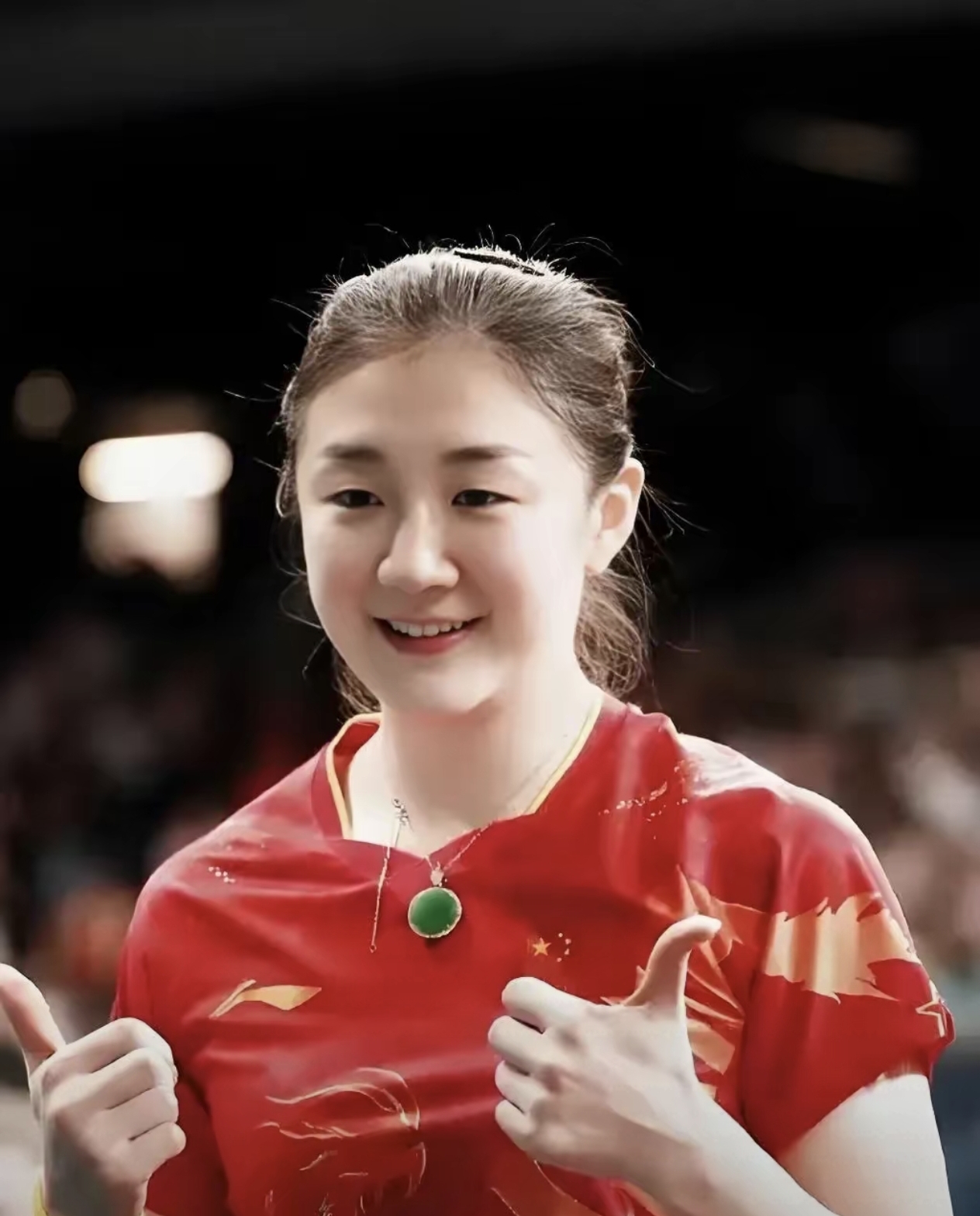 脸型圆圆的好看又大气鼻梁高挺鼻肉丰满多有福啊