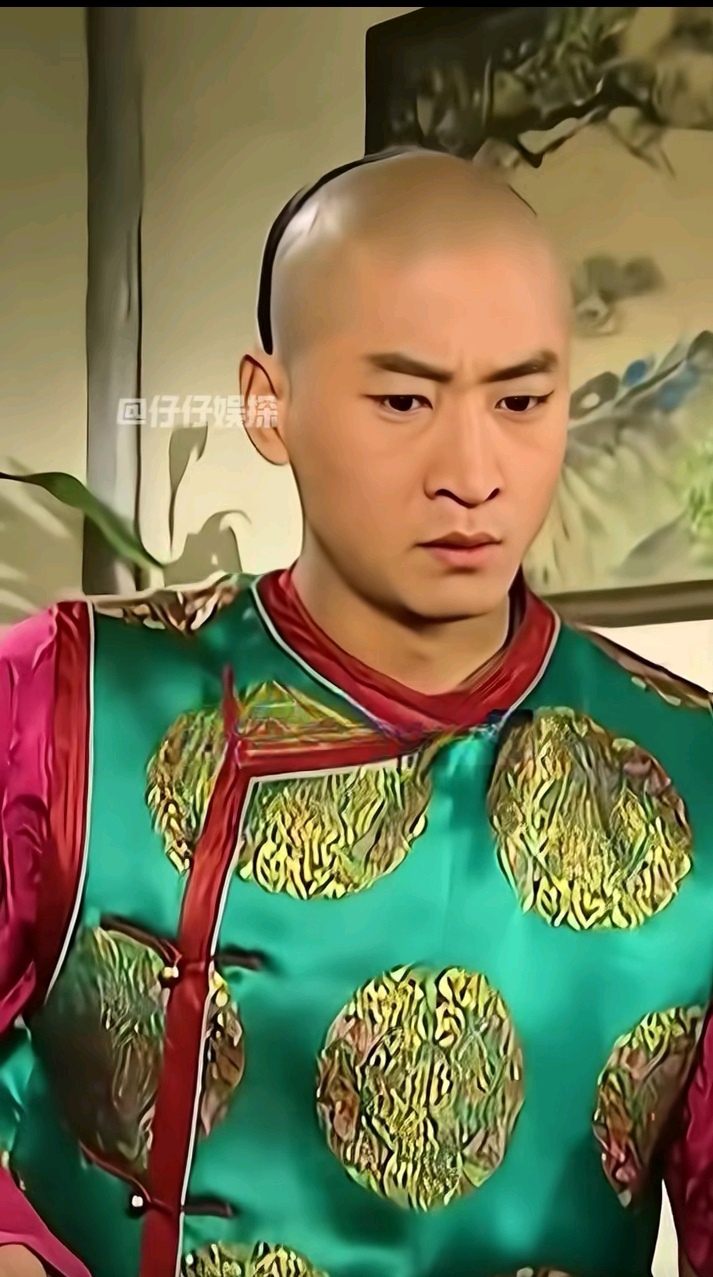 若为尔康,三位紫薇情归何处
 
遥忆当年那部万人空