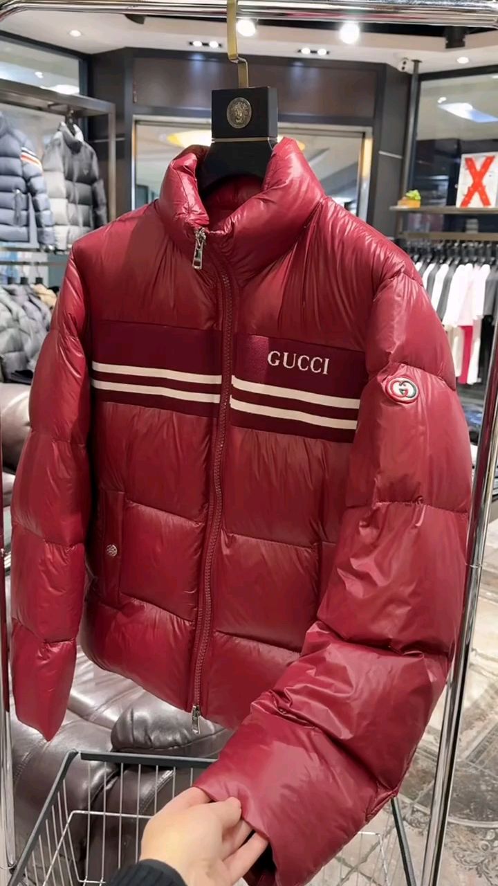 gucci羽绒服价格图片