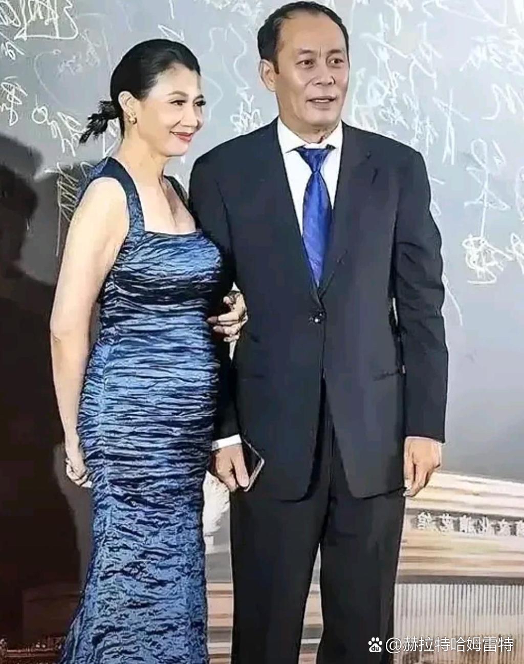 演员张光北老婆图片