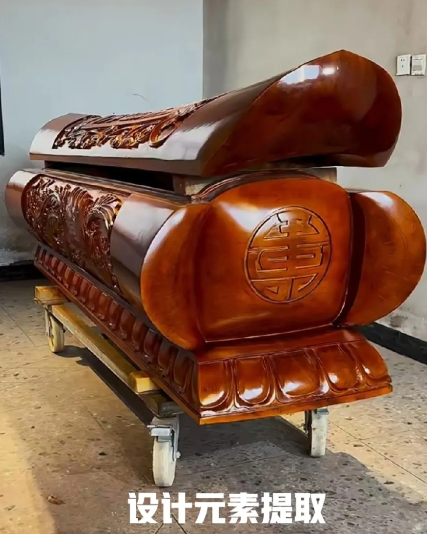 刚安装好,被喷的地铁出入口原来大有来头