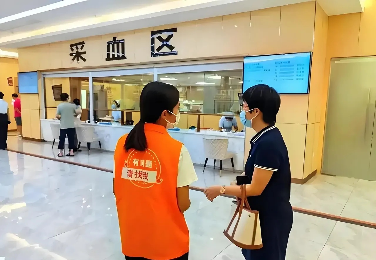 北京世紀壇醫院、護士全程協助陪同黃牛票販子掛號號販子的簡單介紹