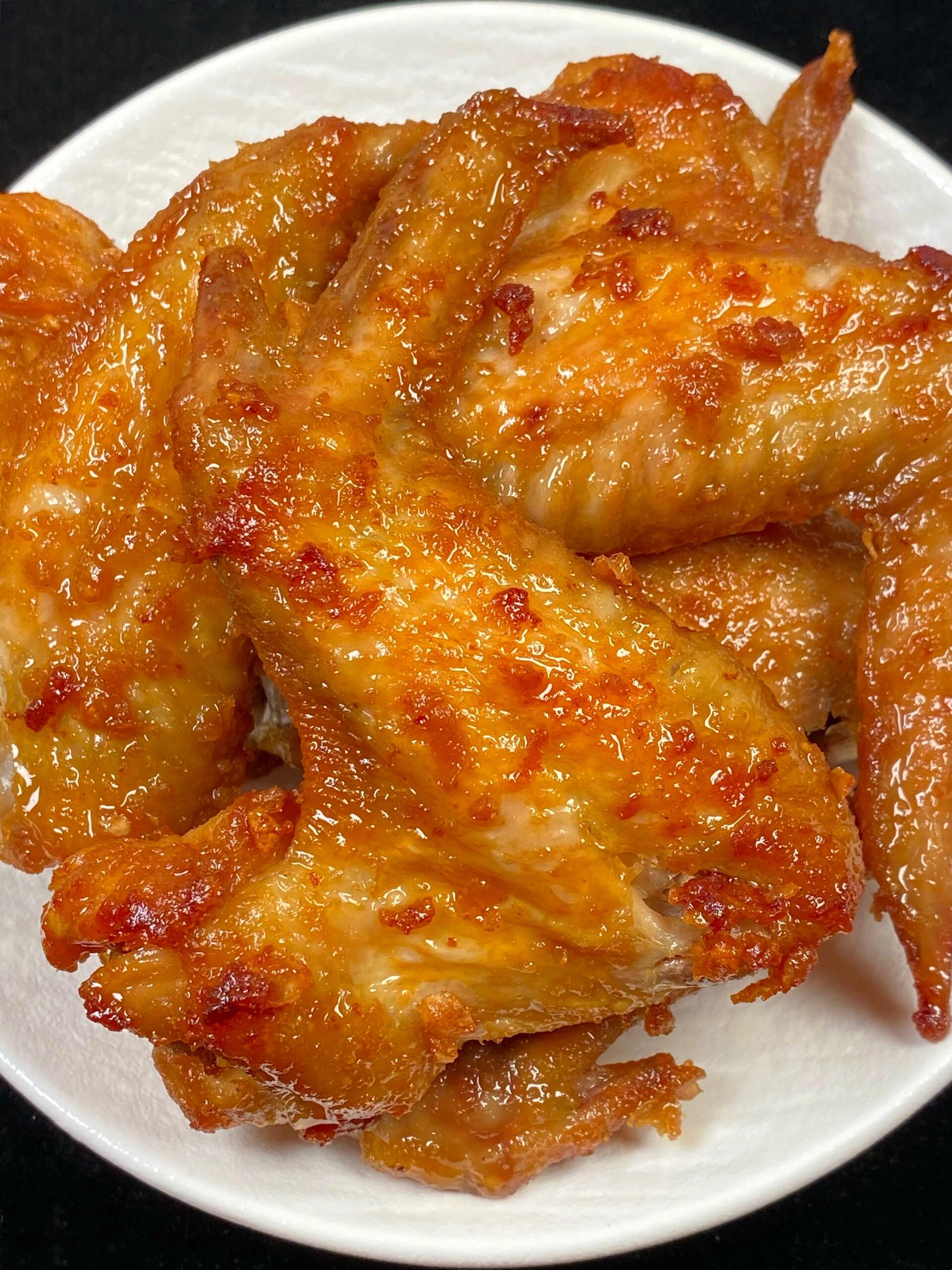 还有谁没尝过这个蒜香鸡全翅啊!这美味,必须安利给全世界!