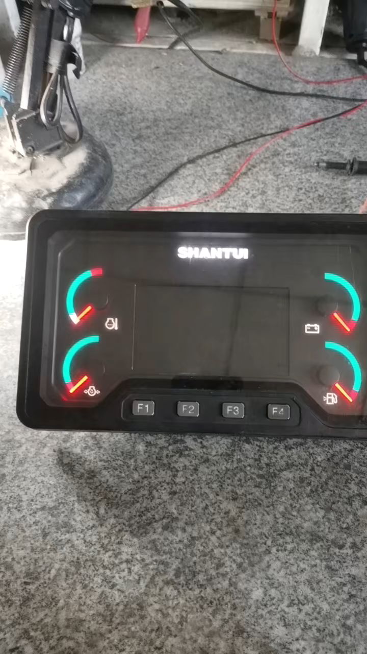 山推sd160推土机仪表维修