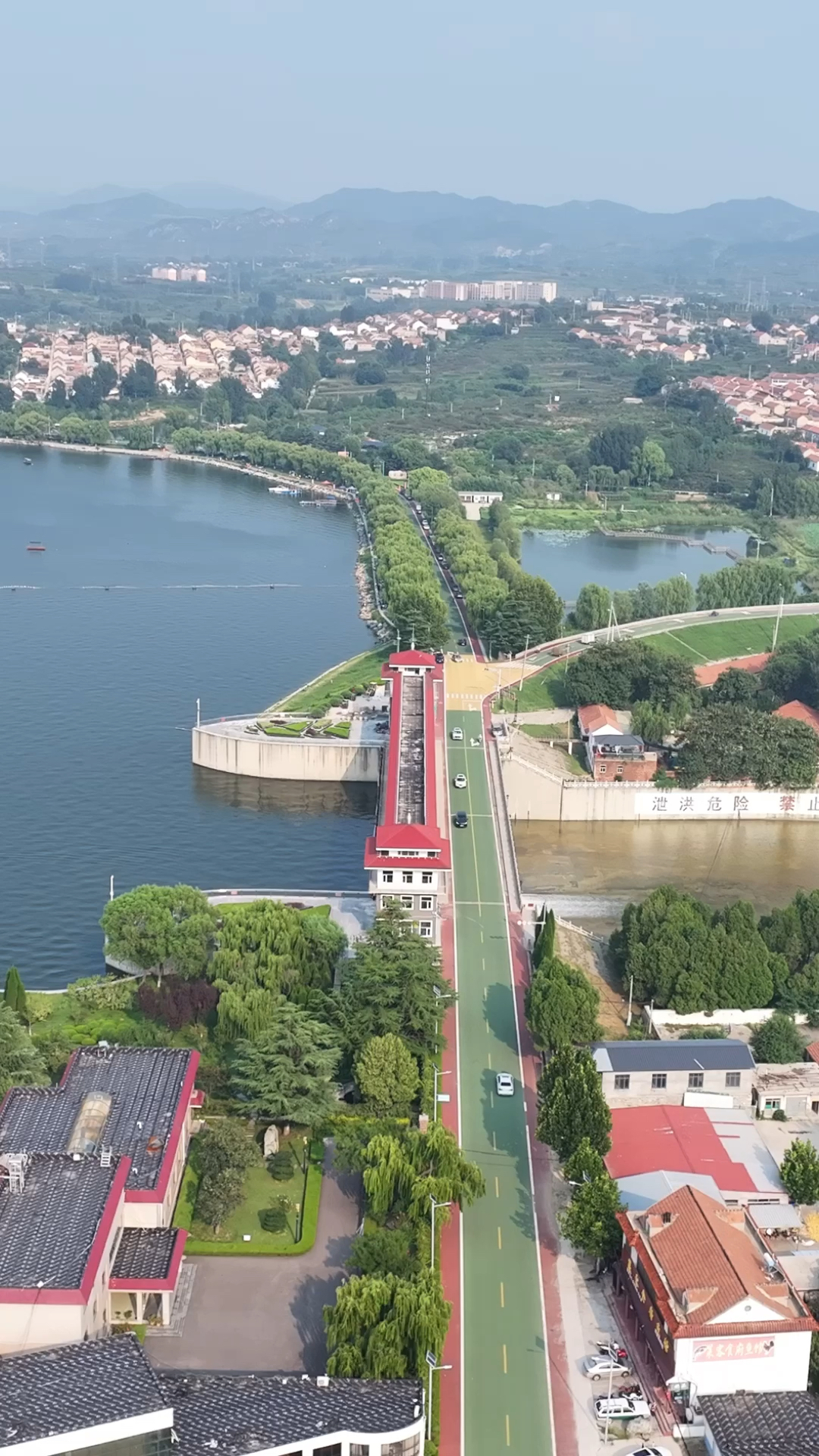 航拍莱芜雪野湖,山清水秀美如画