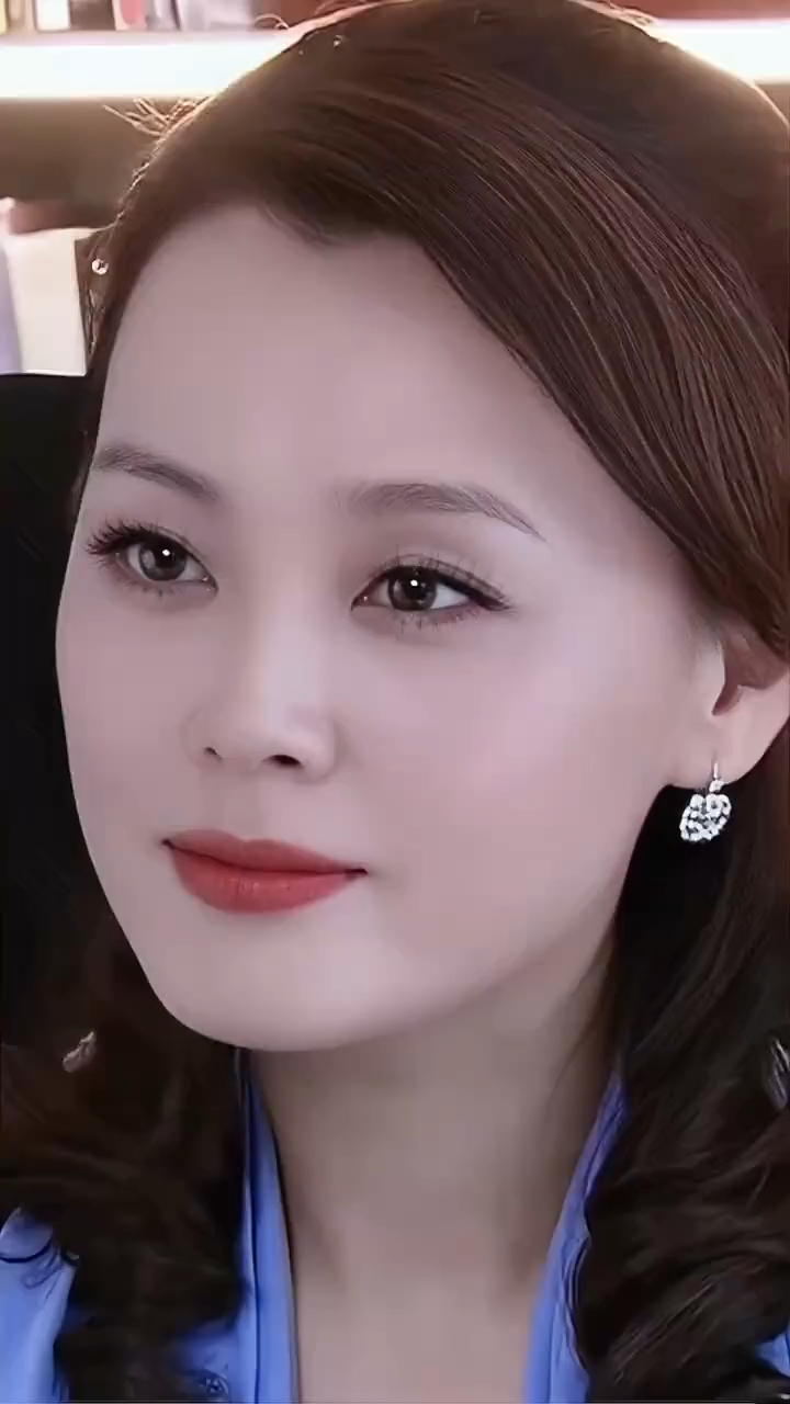 梁爱琪这么美谁顶得住