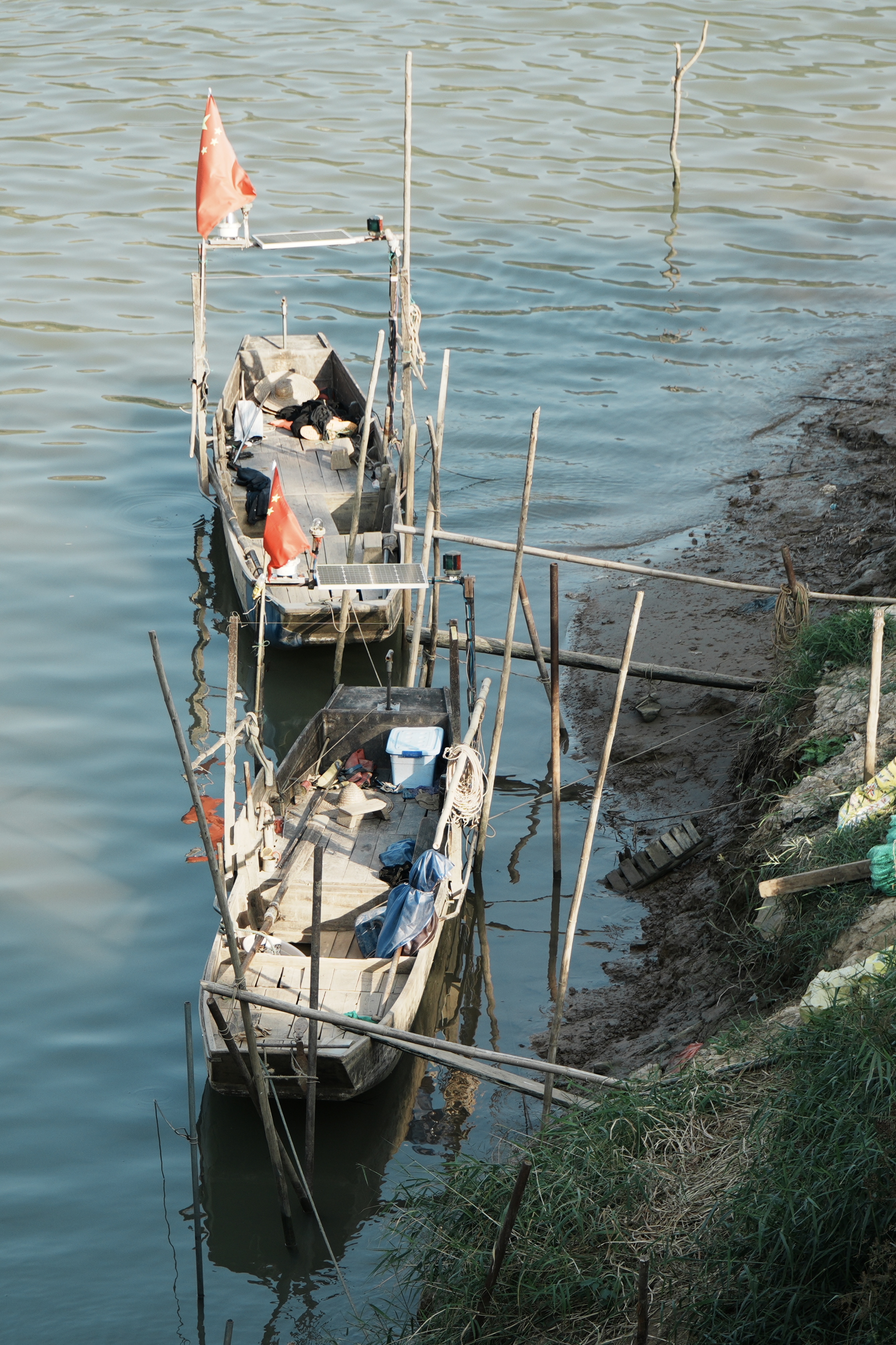 今天逛到一个超有感觉的渔村,看到这些小船就走不动了!