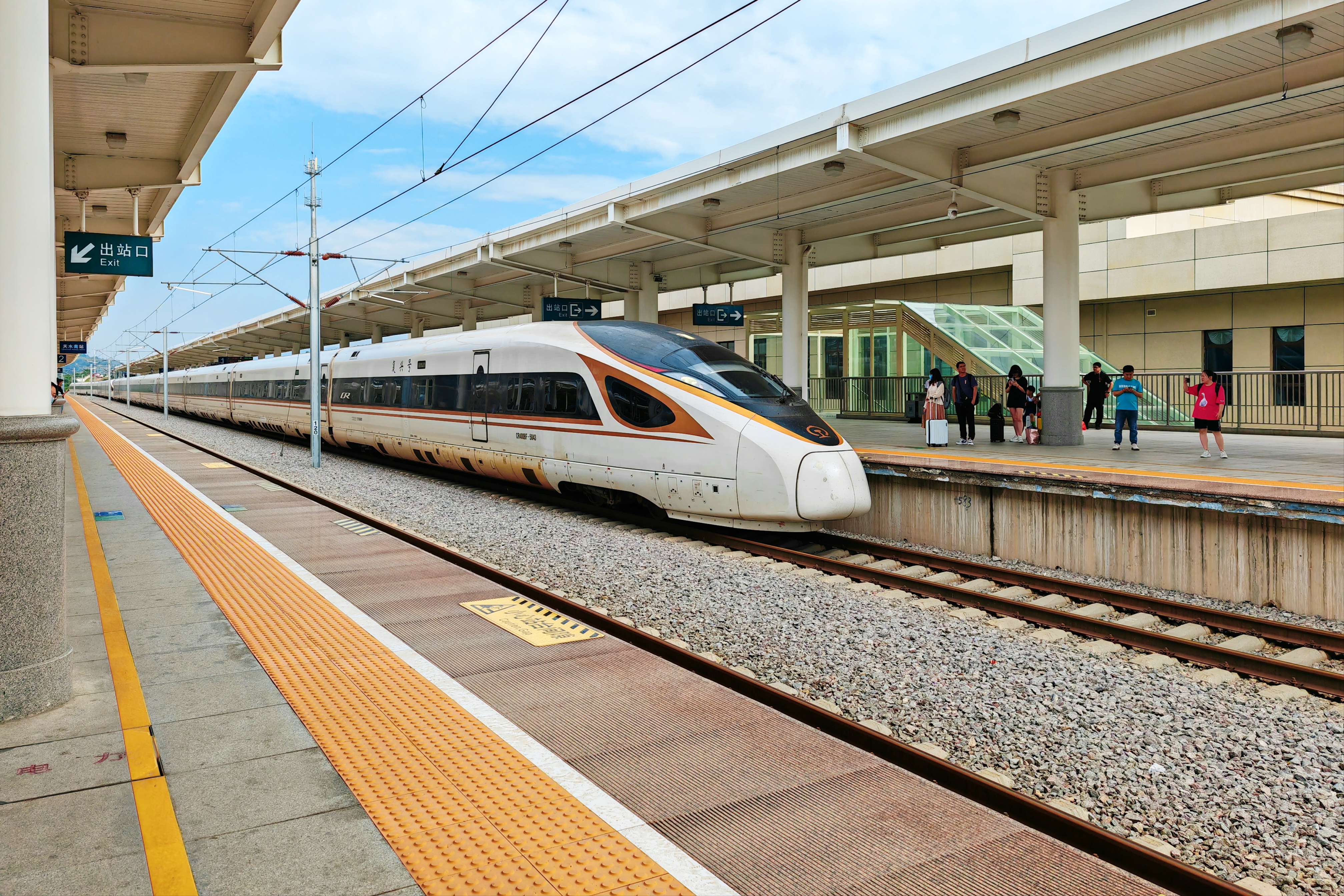 渝昆高铁重庆-宜宾段开通一个多月了,可是看了一下,宜宾到重庆的车次