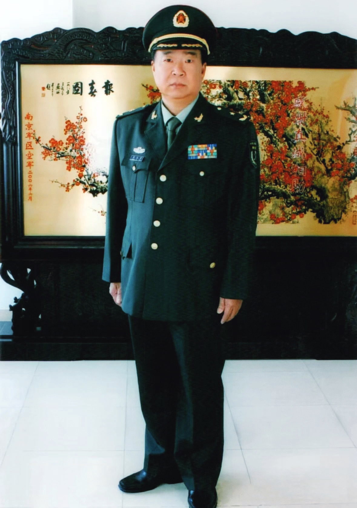 解放军少将逝世遗像曝光最后露面照泄露官方沉默家属发声