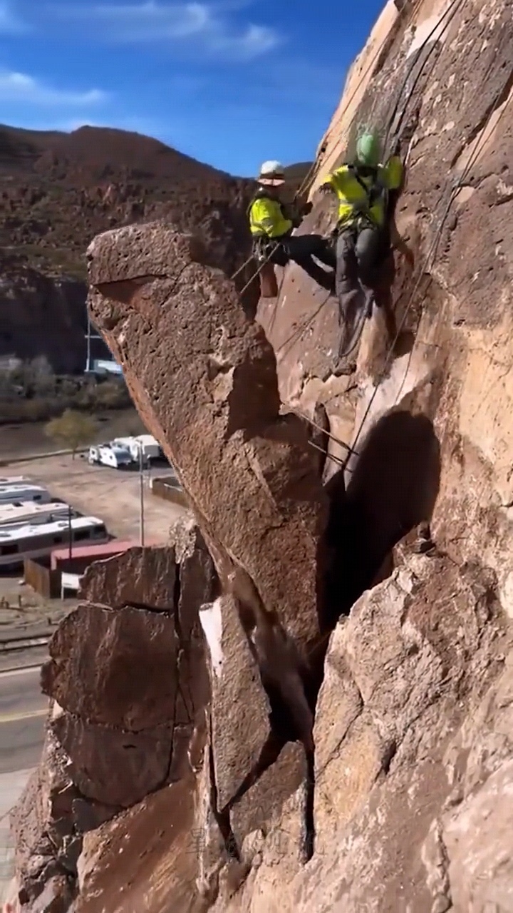 这场景怎么看都让人觉得心里直发慌,充满了危险的气息