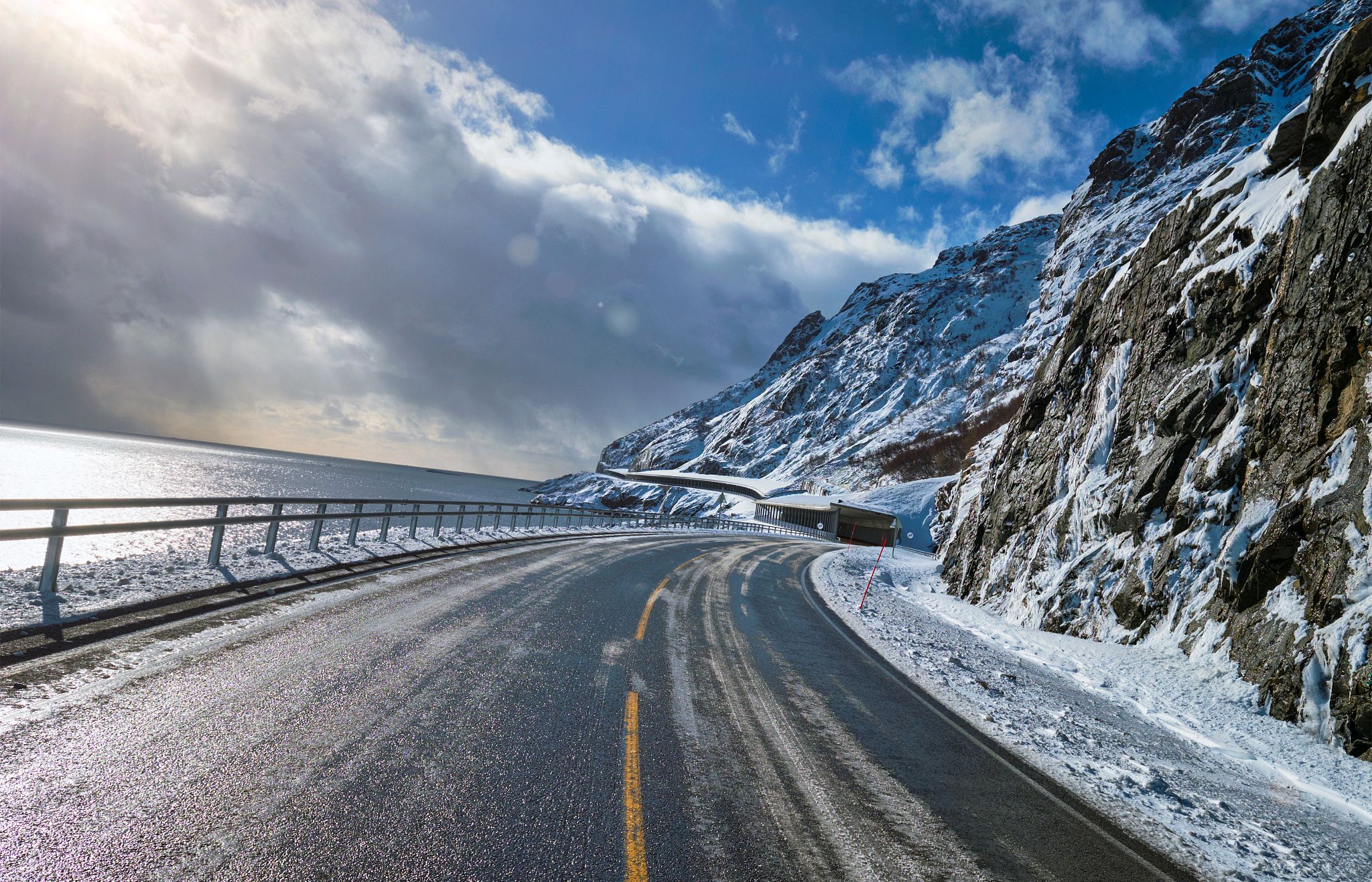 我的冬日公路旅行:对远方风景探索,一场心灵洗礼和自我发现之旅