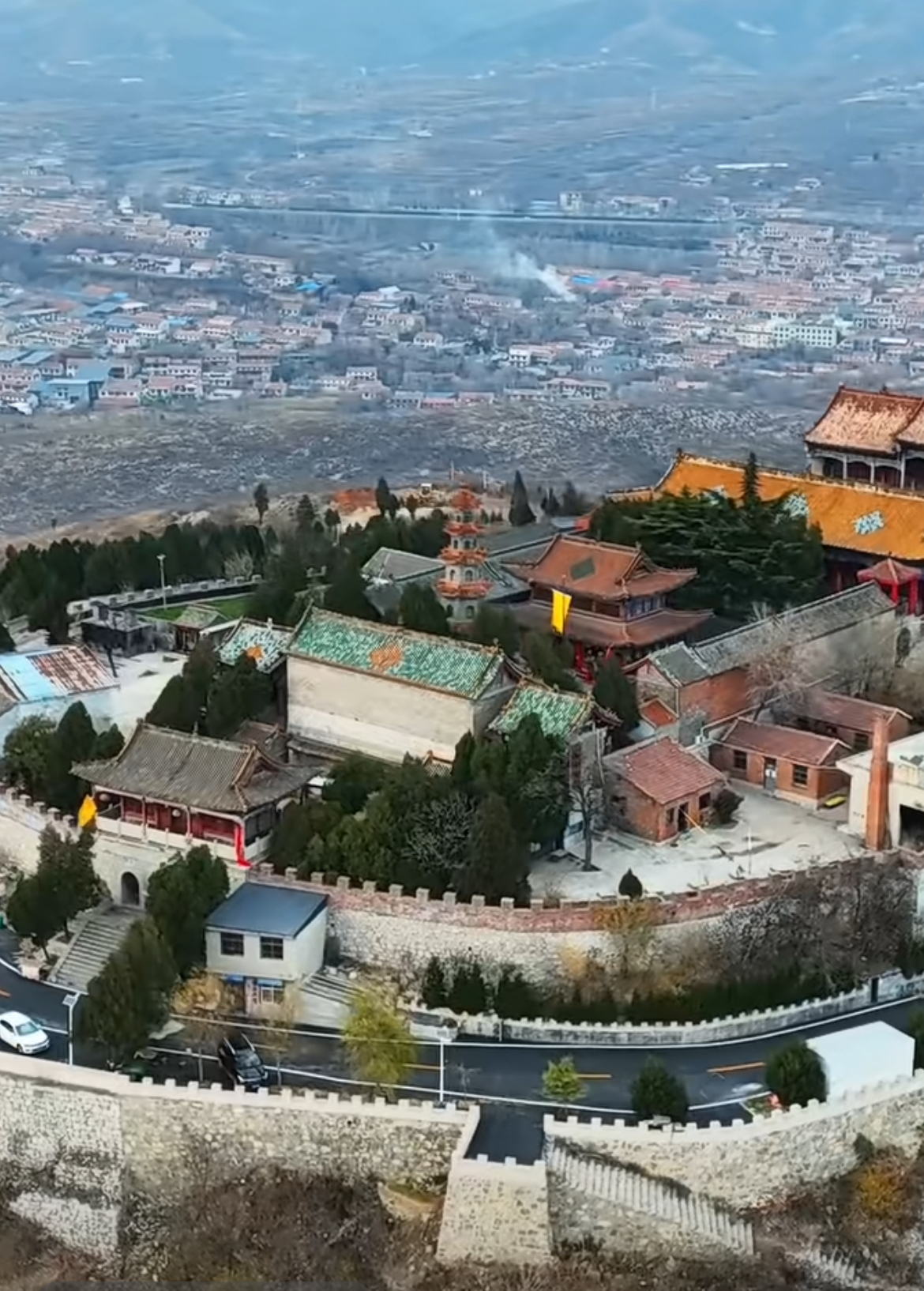 冬日时刻分享# 安阳也有个紫金山,紫金山上有个兴禅寺,它位于河南省
