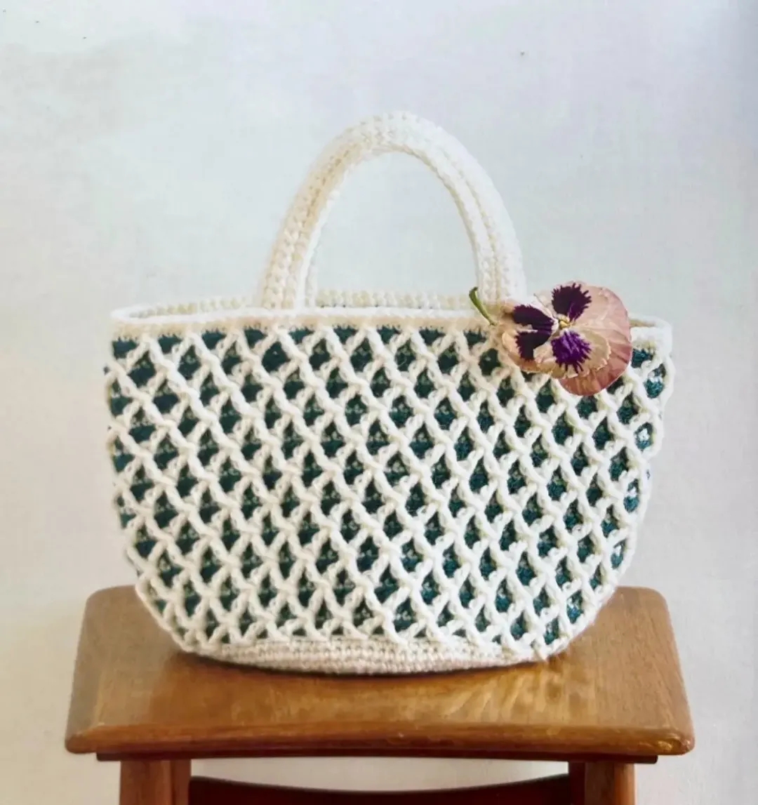 手工钩织:菱形华夫格手提包原创