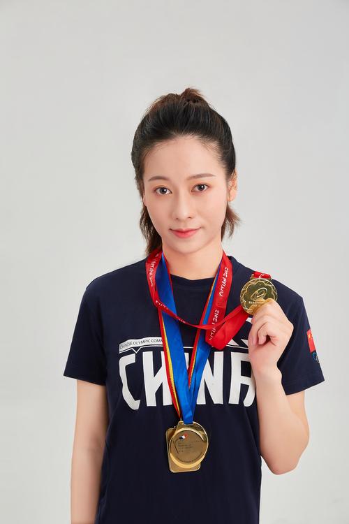 吴柳芳解封十几个小时,粉丝突破五百万,有什么不良影响?