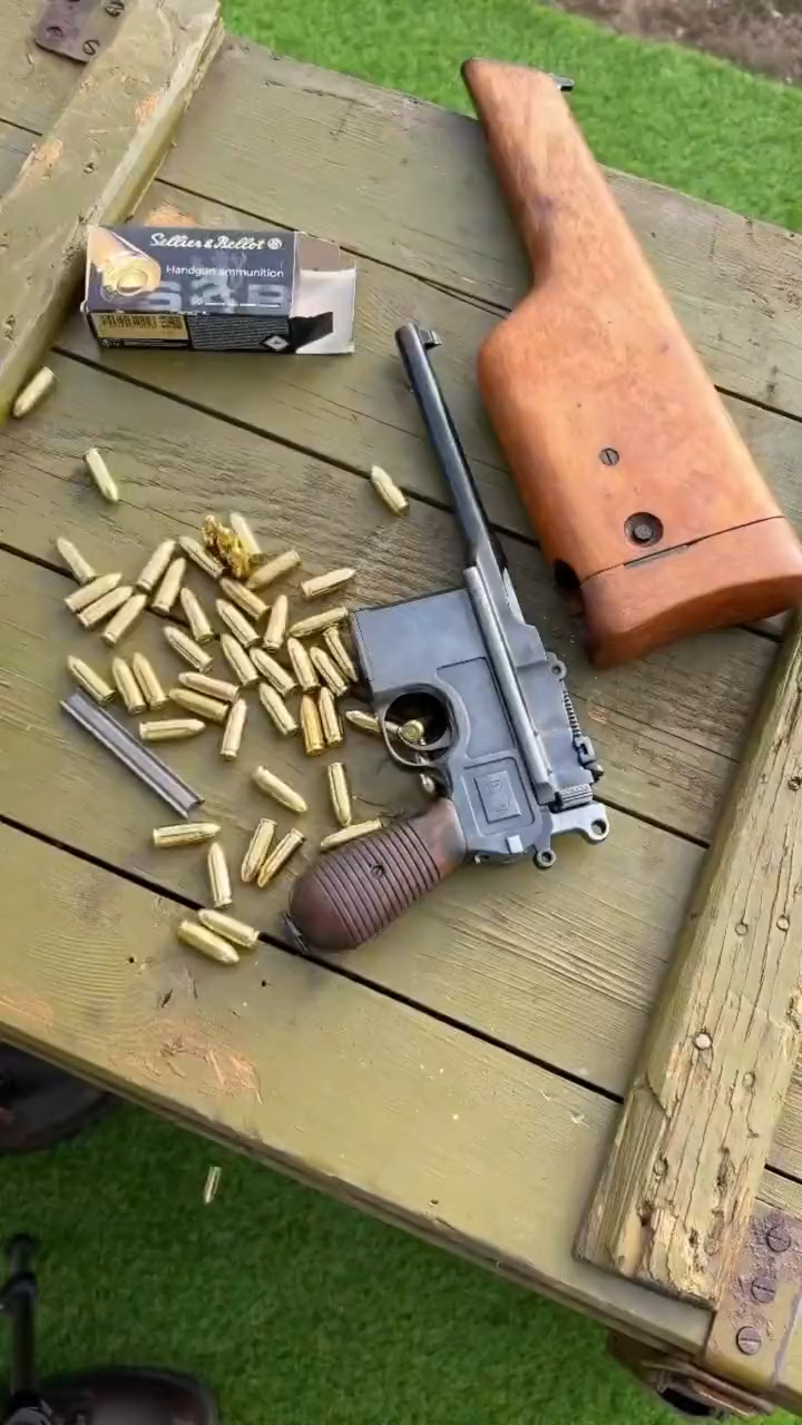 盒子炮驳壳枪太帅了吧 经典的设计