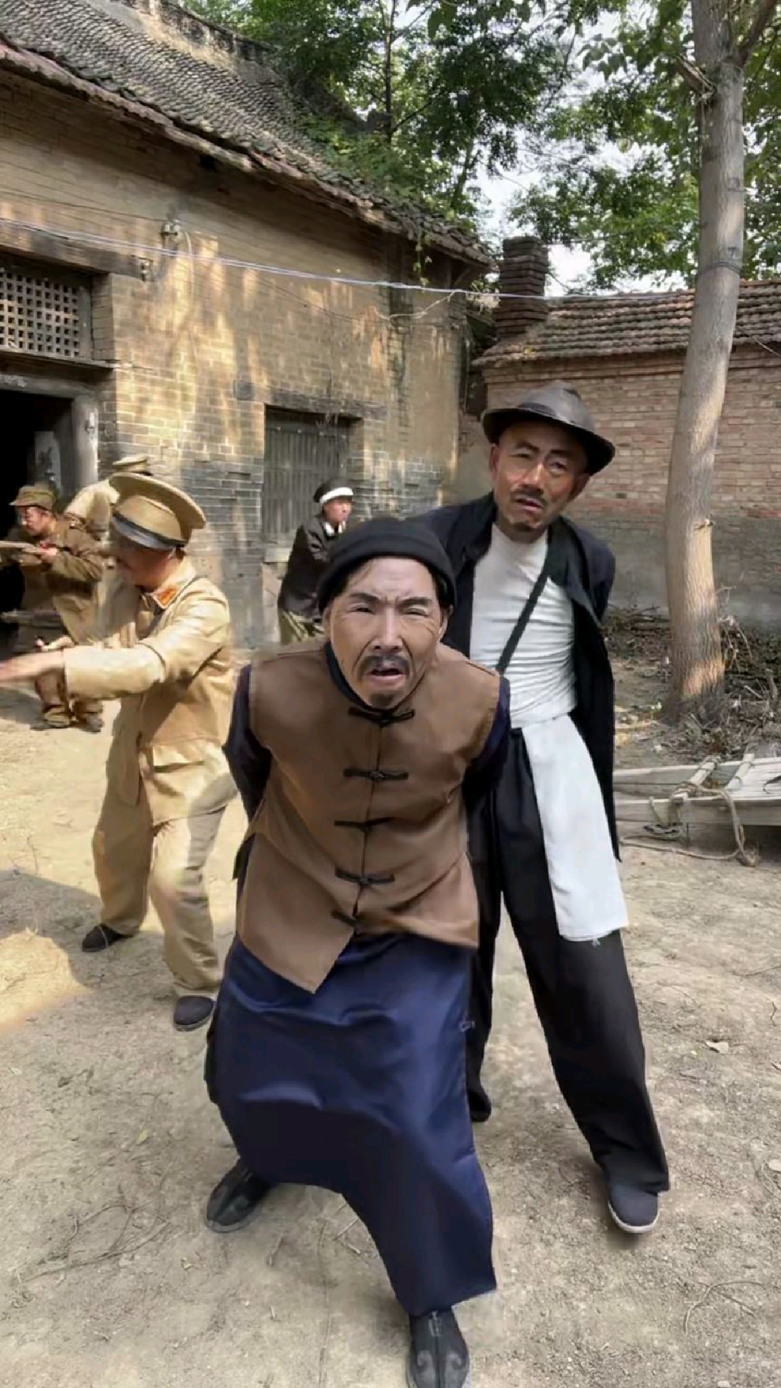 搞笑视频段子胡汉三又回来了