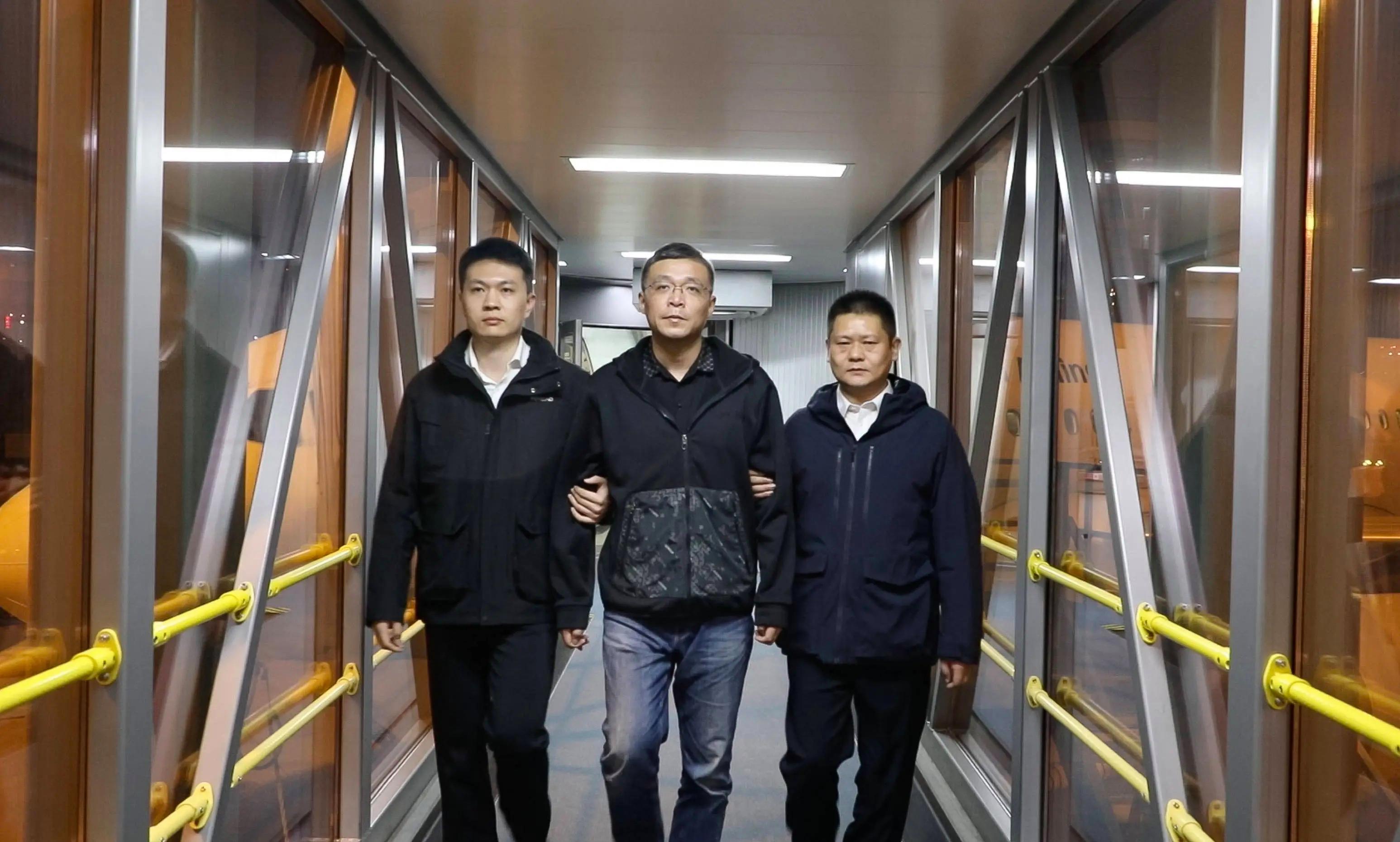 12月18日,在中央反腐败协调小组国际追逃追赃工作