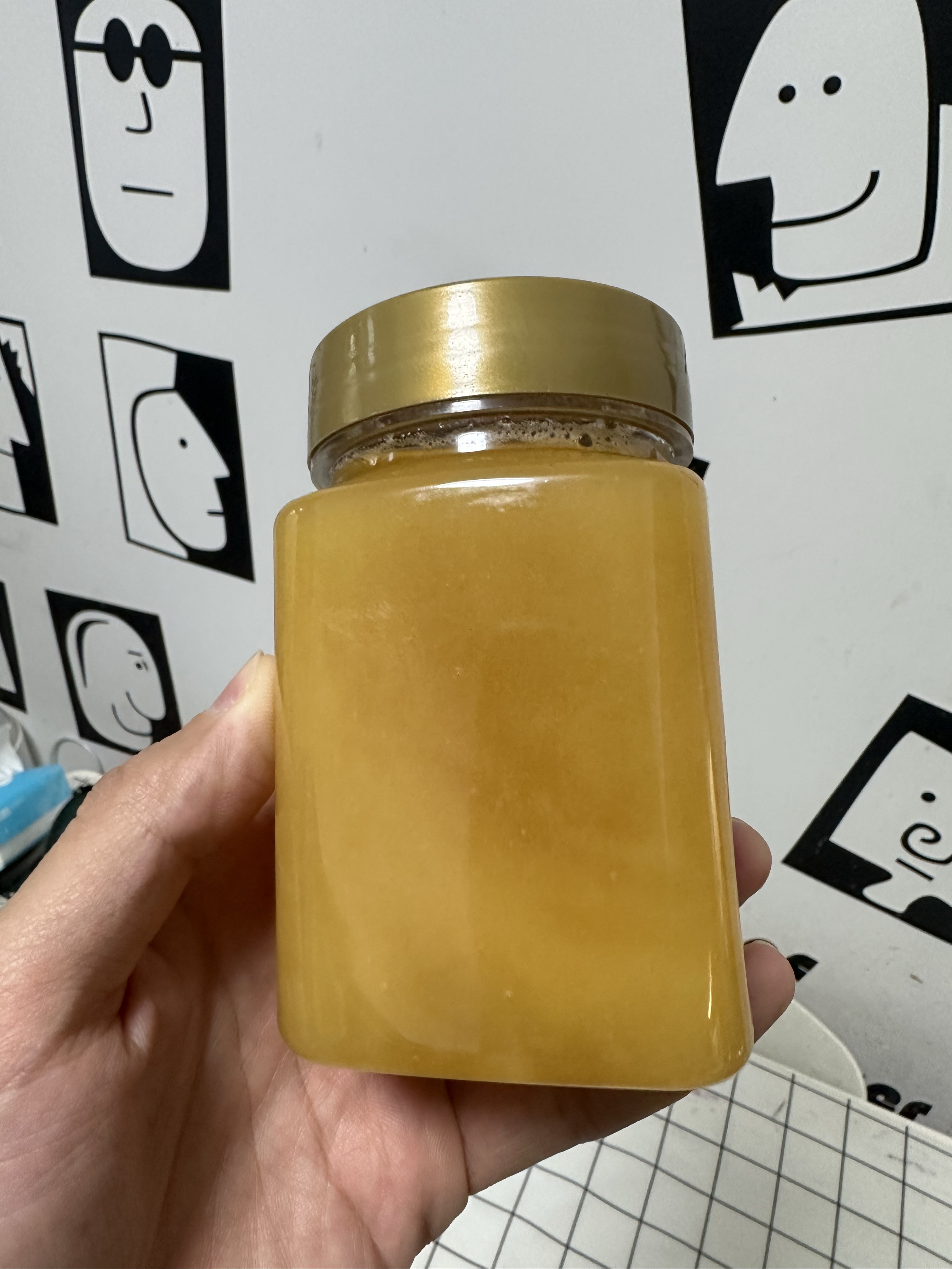自己做的蜂蜜保质期(自己家弄的蜂蜜保质期)