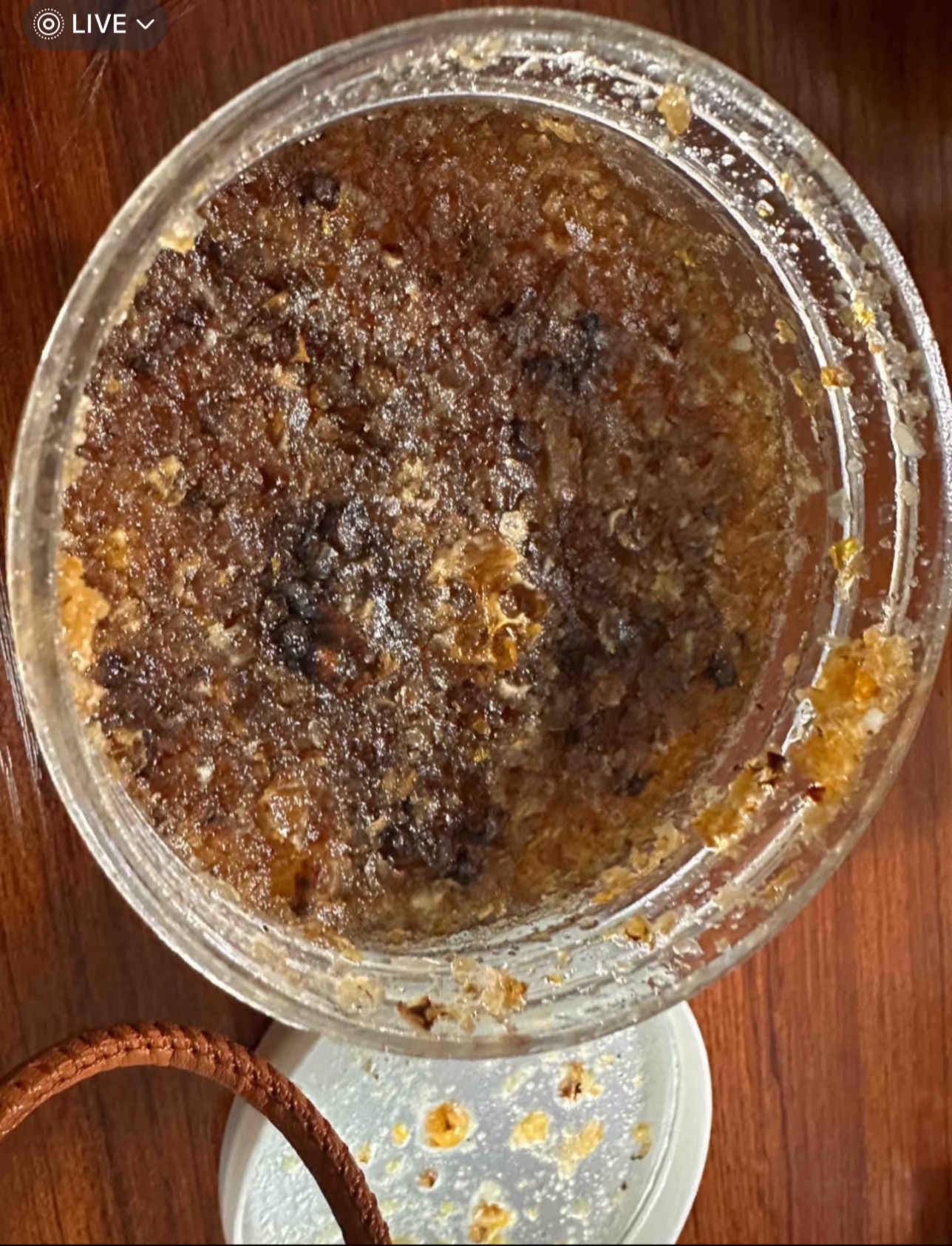 做梦梦到好多蜂蜜好不好(做梦梦到很多蜂蜜是寓意什么)