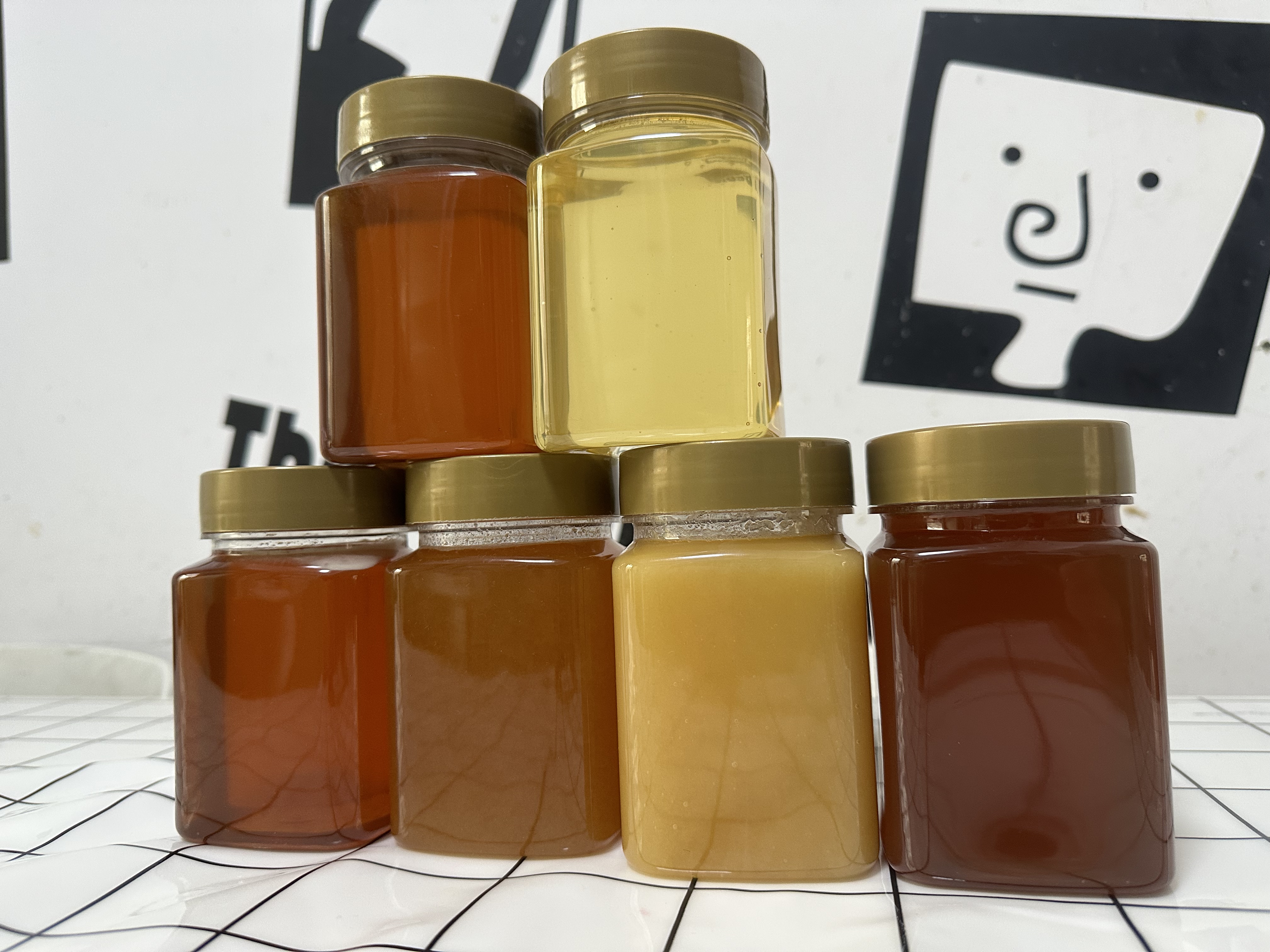 蜂蜜喝水的比例(蜂蜜喝水的比例是多少) 蜂蜜喝水的比例(蜂蜜喝水的比例是多少)