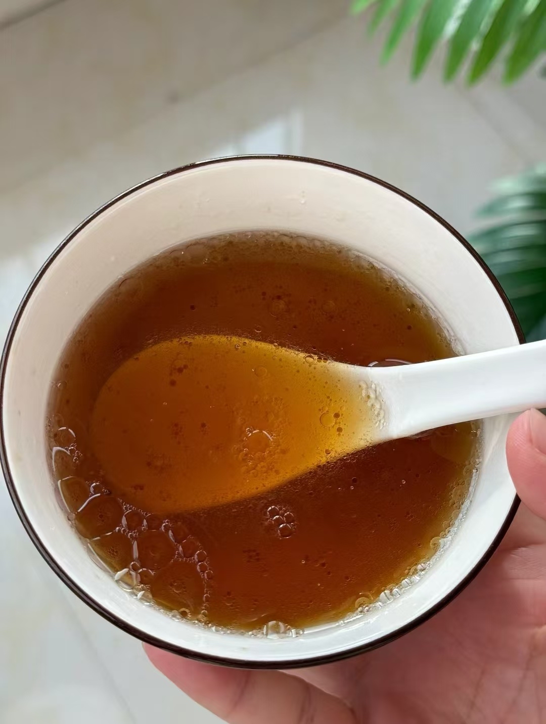 白醋蜂蜜水能空腹喝吗(早上白醋加蜂蜜水冲温水可以空腹吗?)