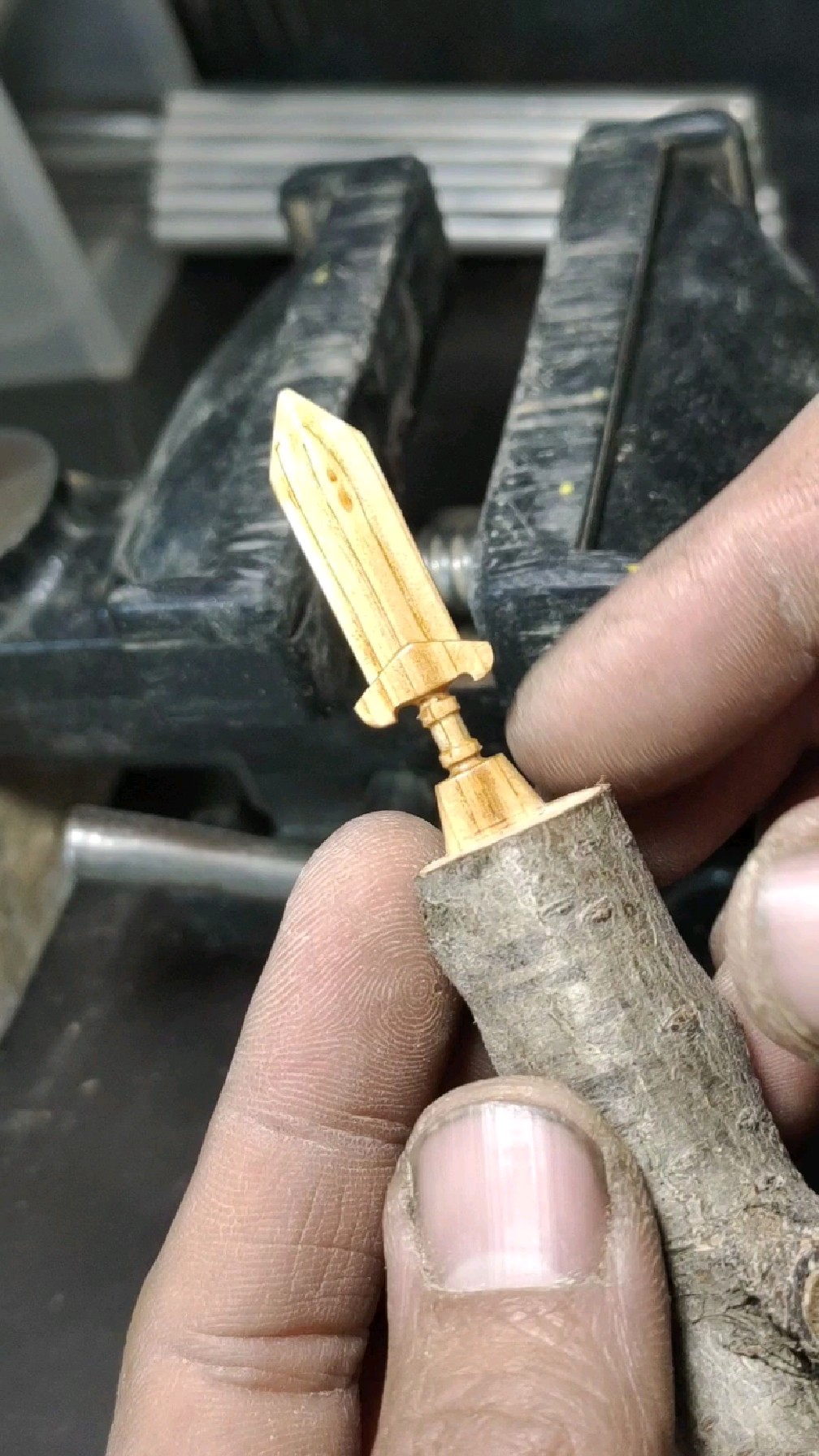 纯手工雕刻桃木剑