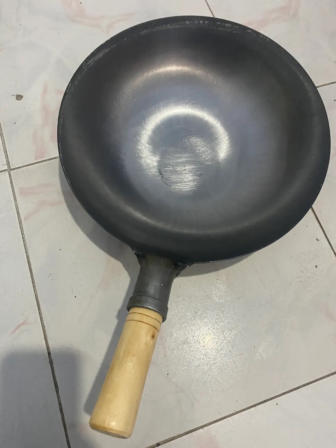 总是有人问我在家里做饭炒菜,应该用什么锅,其实很