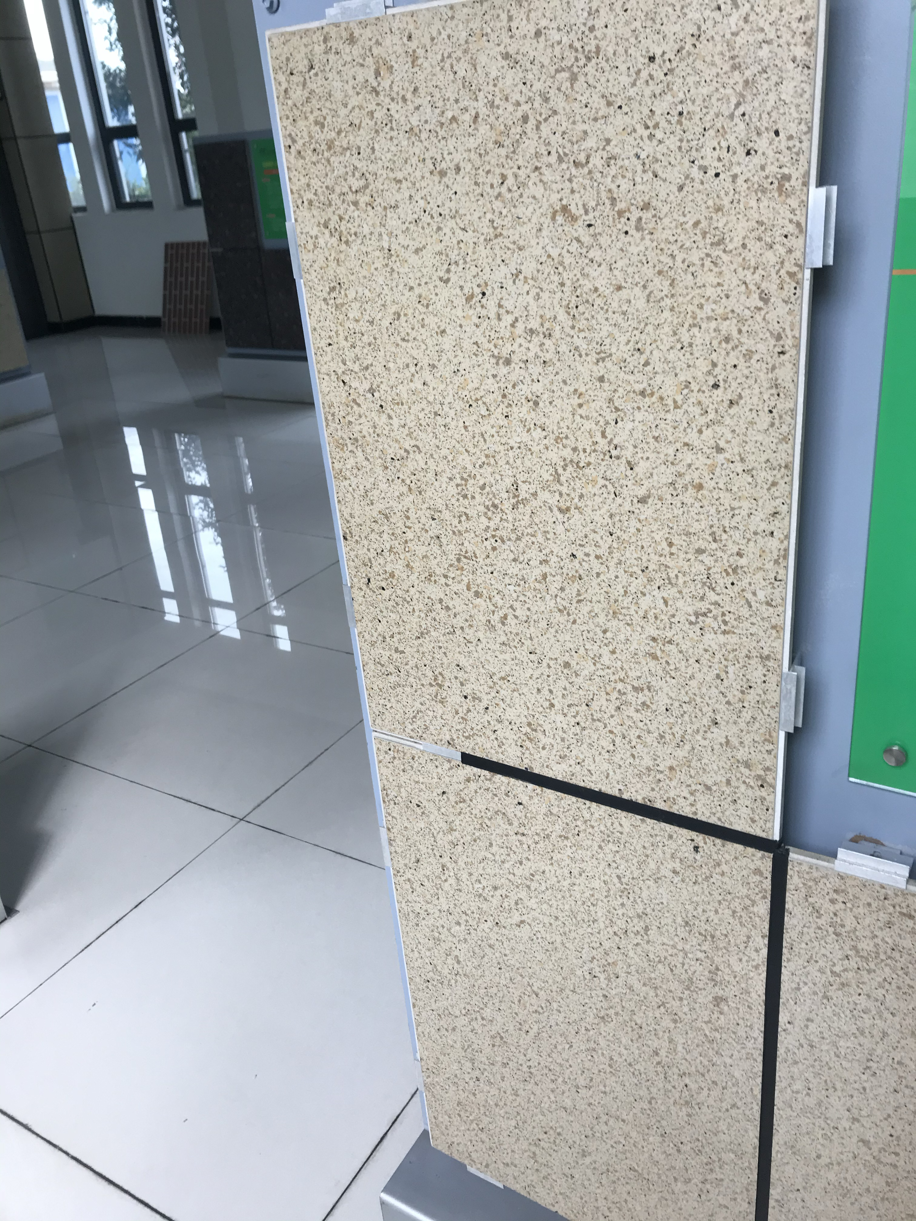 泸州外墙保温装饰一体板厂家,外墙保温一体板面板对保温性能影响