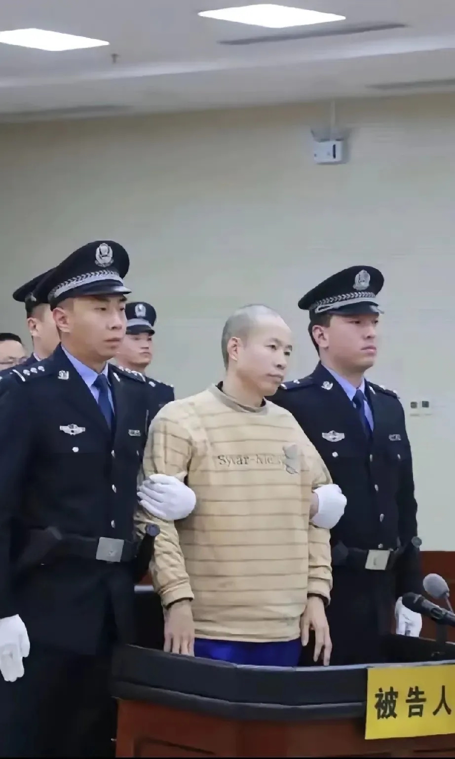 民事诉讼的经济纠纷,法官只能依据事实依法审判,每一起案件的判决结果